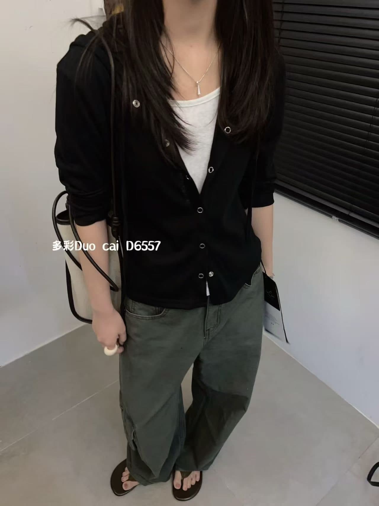 2026 이른 가을 한 부서 슬림해 보이는 느슨함 느긋한 오픈 가디건 조끼 품격 투피스 세트 상세 이미지 4