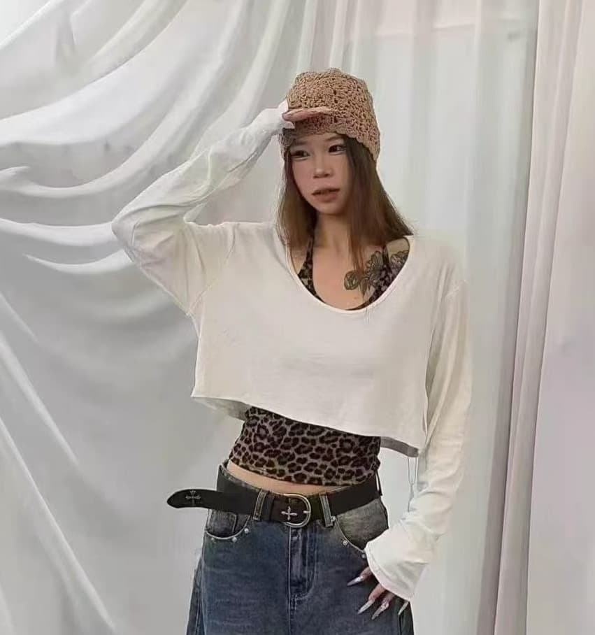2026 이른 가을 새로운 오프숄더 인사이드 가져 가라. 레오파드 무늬 투피스 조끼 루즈핏 슬림해 보이는 다용도 섹시함 맨위 여성 상세 이미지 2