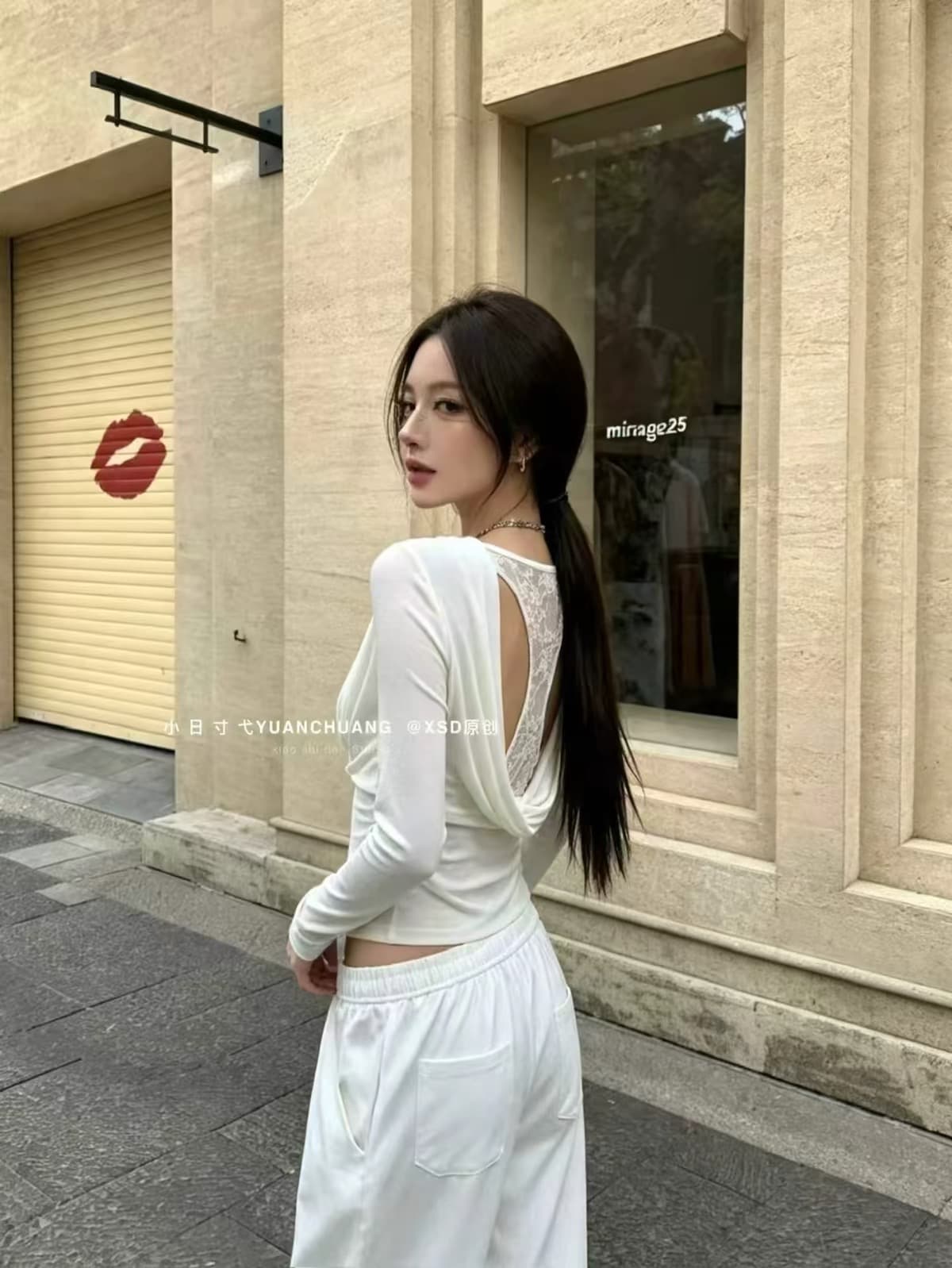 작은 시대 2026 순수한 욕망 디자인 센스 백리스 광장 칼라 맨위 레이스 조각 몸매 가꾸기 꼬집기 허리 기본 셔츠 핫걸 바람 상세 이미지 2