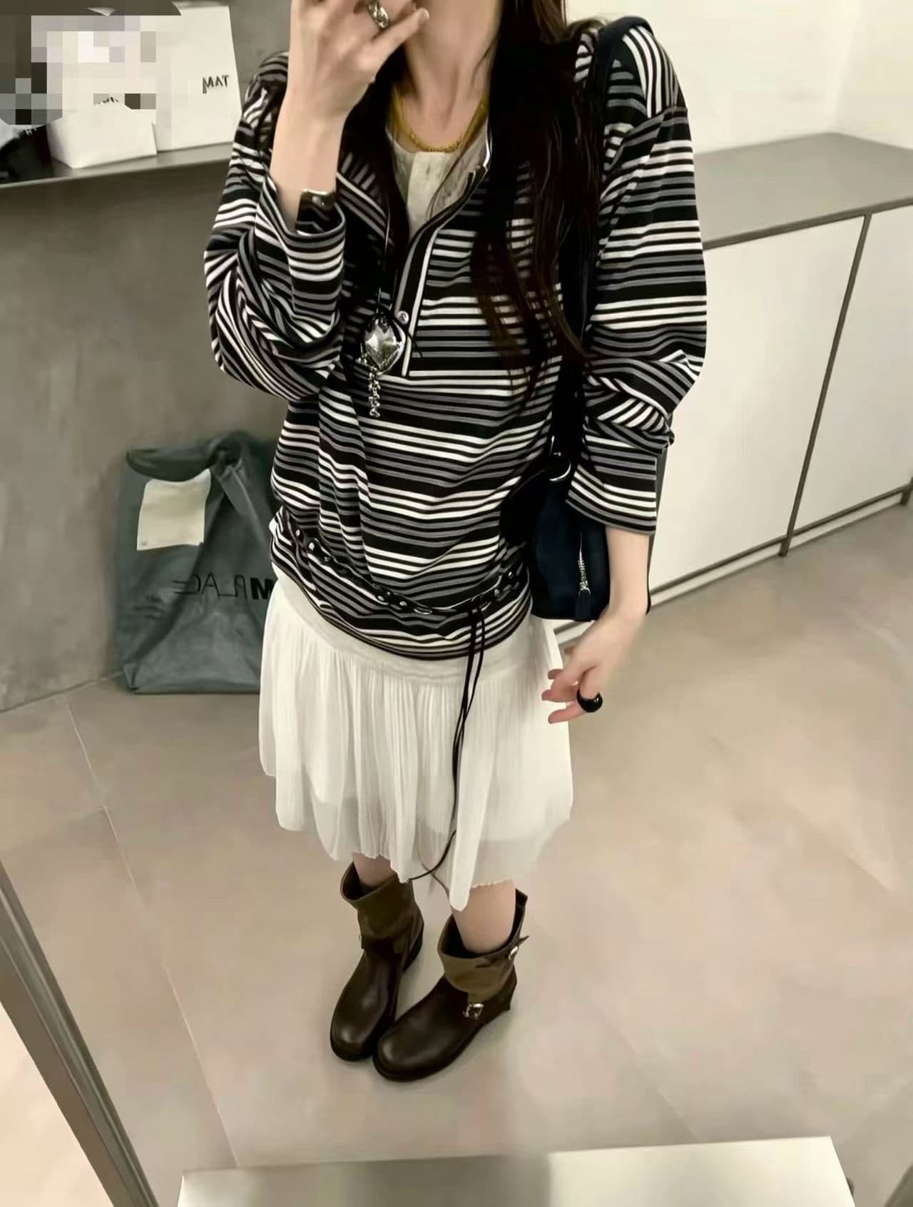 2026 이른 가을 새로운 프로 피부 이중층 페이크 레이어드 스트라이프 헨리 칼라 긴팔 티셔츠 맨위 여성 이미지 4