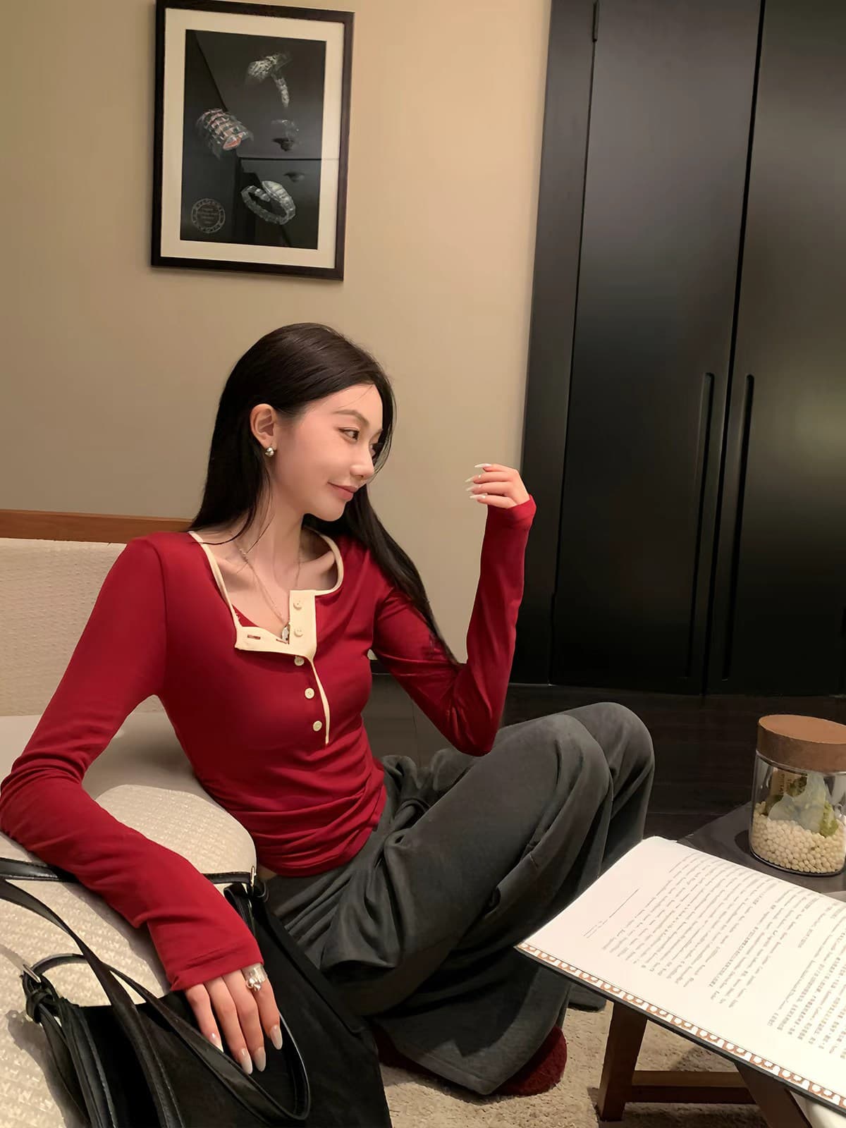 2026 이른 가을 새로운 페이크 레이어드 긴팔 티셔츠 여성 몸매 가꾸기 기본 셔츠 맨위 이미지 2