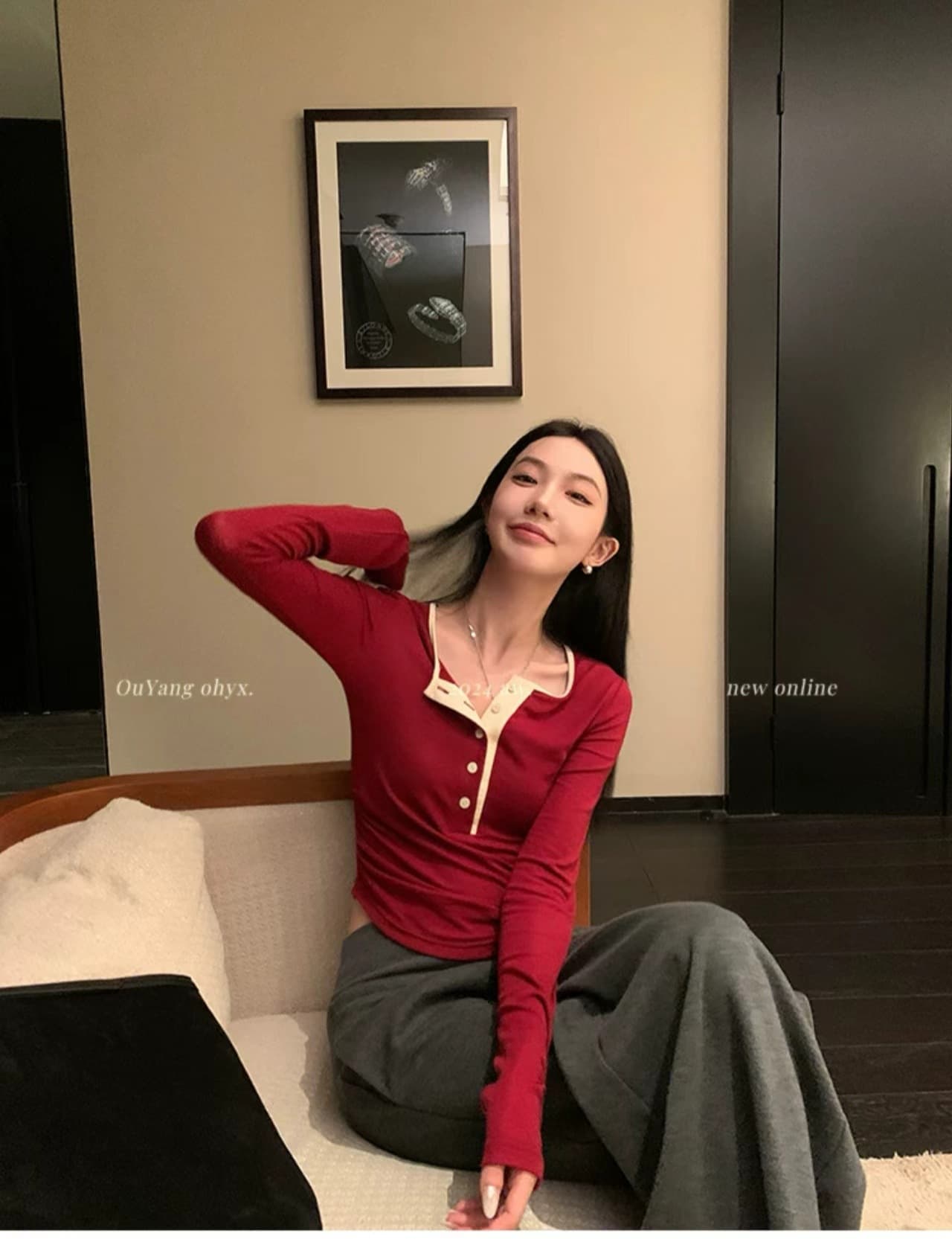 2026 이른 가을 새로운 페이크 레이어드 긴팔 티셔츠 여성 몸매 가꾸기 기본 셔츠 맨위 상세 이미지 5