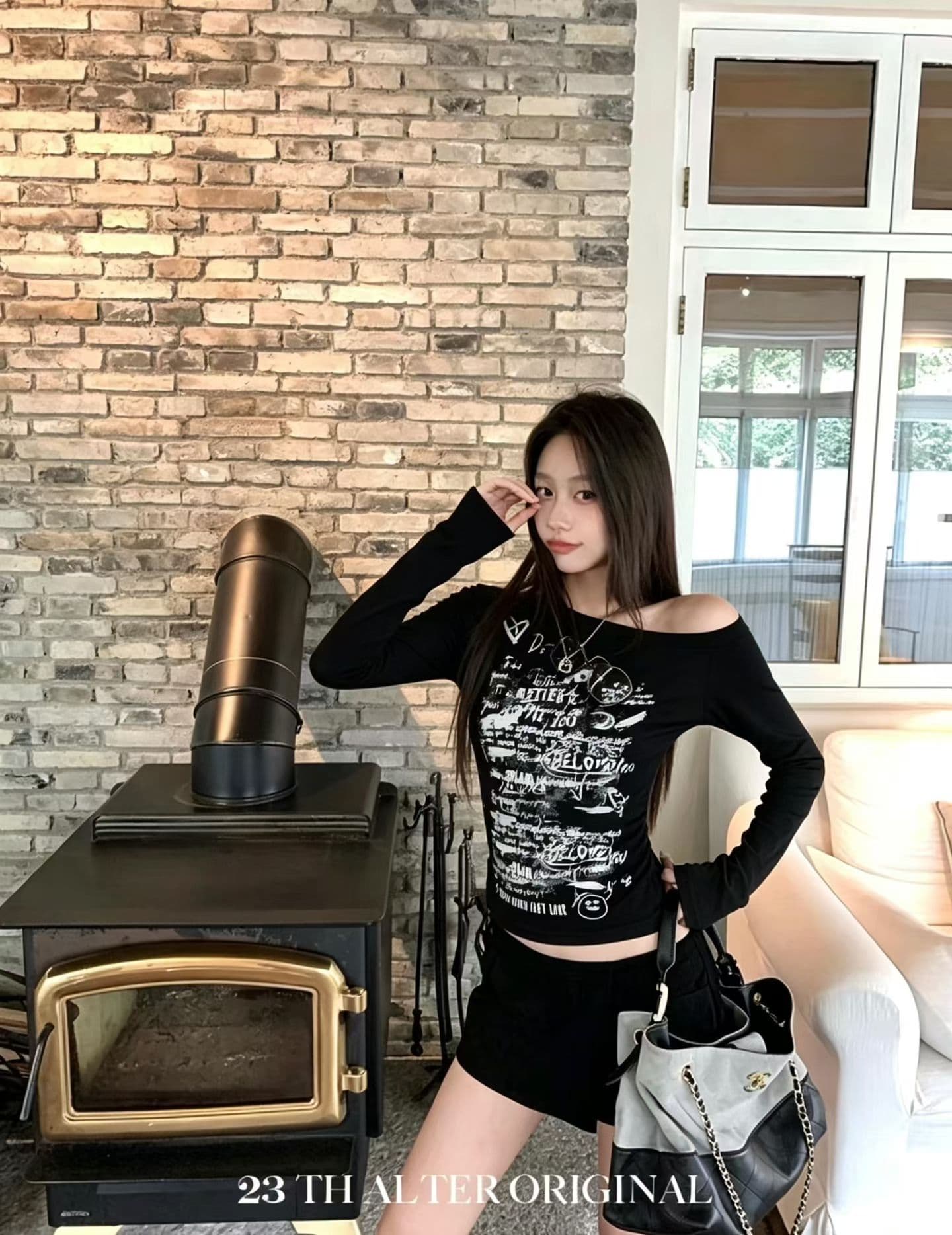 2026 새로운 순수한 욕망 비스듬한 칼라 오프숄더 프린트 긴팔 기본 셔츠 핫걸 몸매 가꾸기 슬림해 보이는 맨위 상세 이미지 3