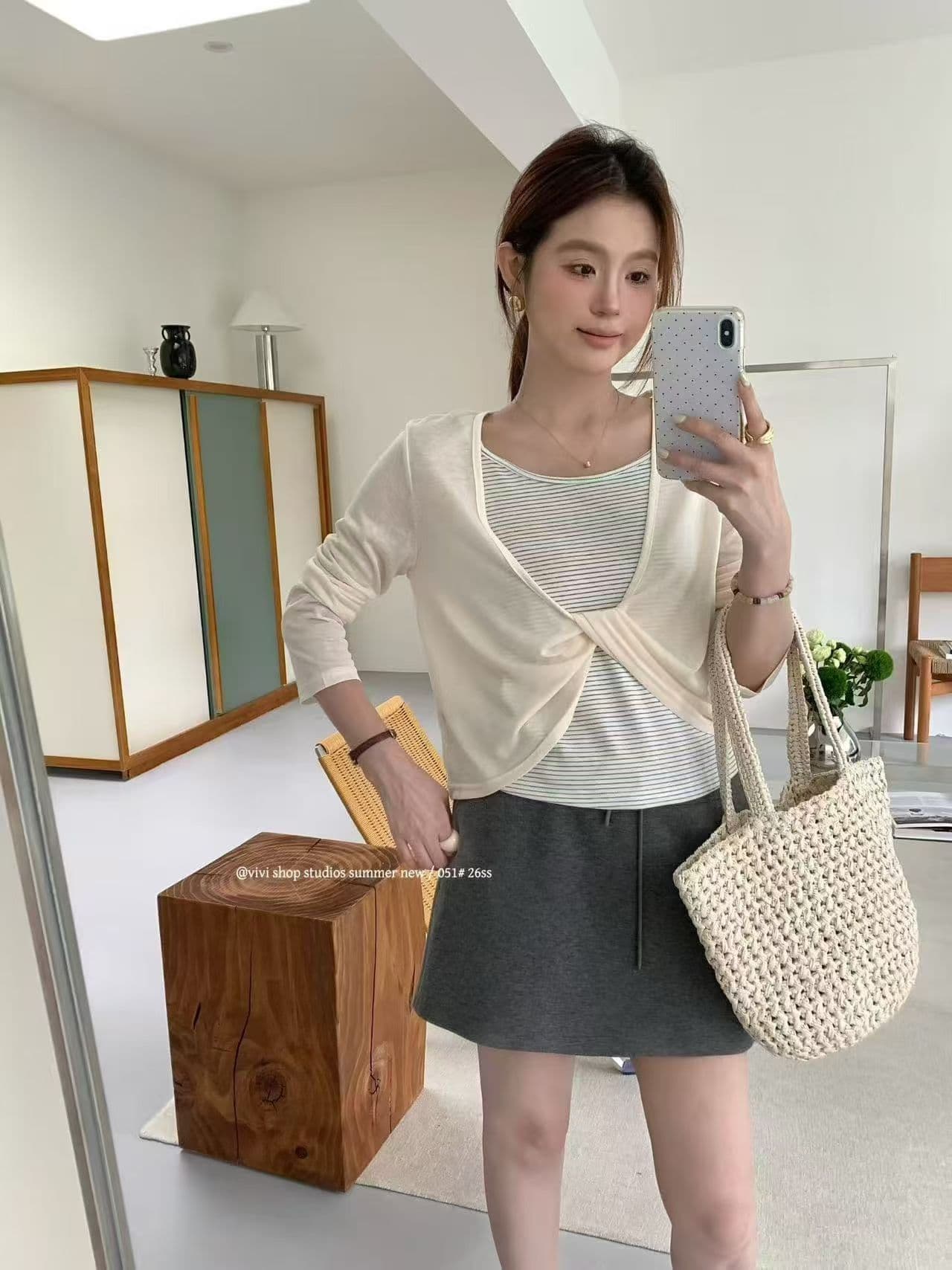 열세 개 한 부서 26 이른 가을 켜기 새로운 한 부서 사실 두 조각 매듭 외부 셔츠 스트라이프 캐미솔 투피스 슈트 이미지 3
