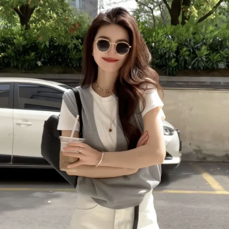 한국 스타일 패션 트렌드 티셔츠 다용도 캐주얼 맨위 페이크 레이어드 2025 새로운 여성 여름 루즈핏 슬림해 보이는 만나는 상세 이미지 8