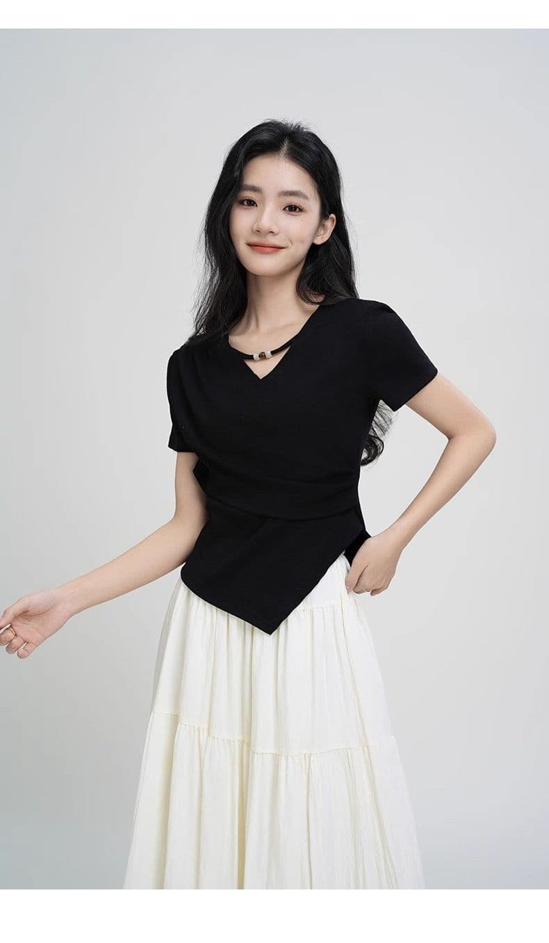 40 차가운 실크 차가운 면 리브 1 1 V넥 반팔 티셔츠 여성 여름 2026 새로운 불규칙 십자가 티셔츠 여성 상세 이미지 3