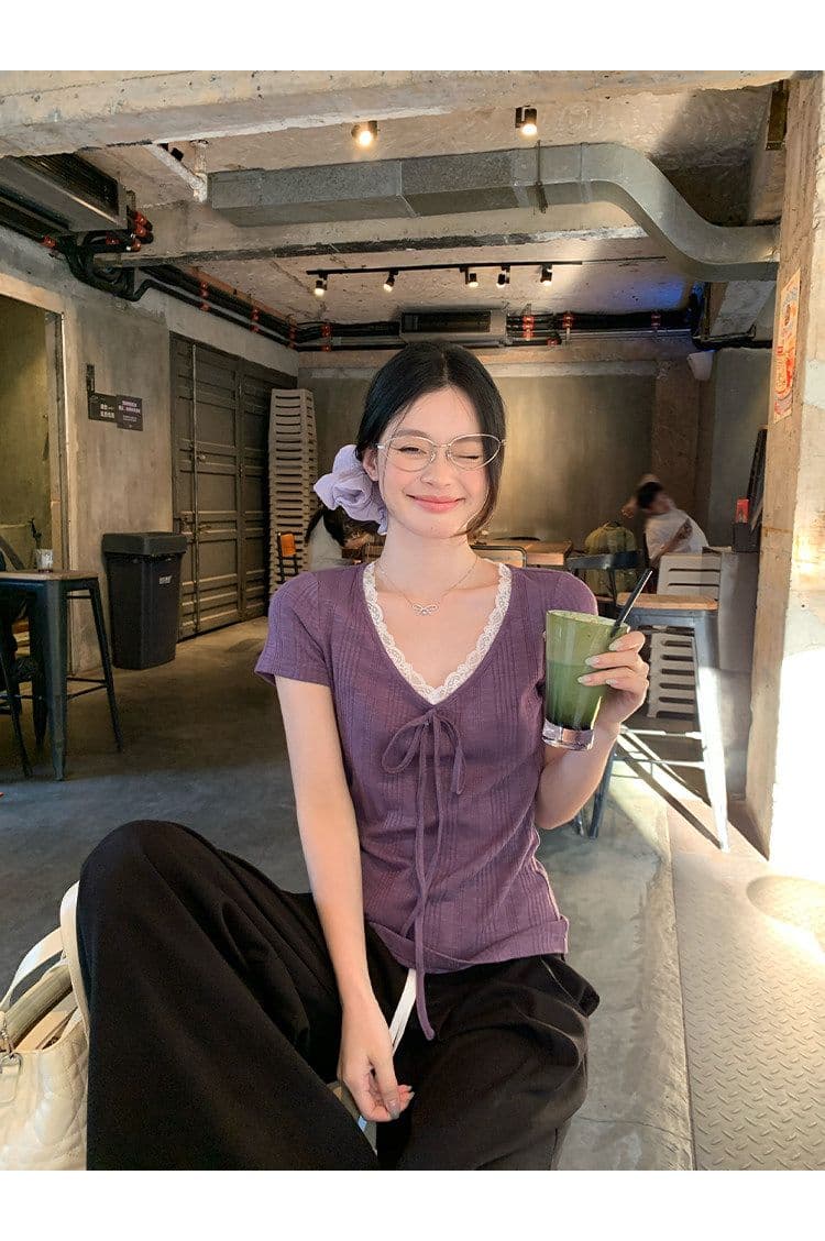 송 긍정적 인 En 보라색 V넥 레이스 스트랩 반팔 티셔츠 여성 여름 한 부서 몸매 가꾸기 슬림해 보이는 긍정적 인 어깨 다용도 작은 맨위 상세 이미지 4