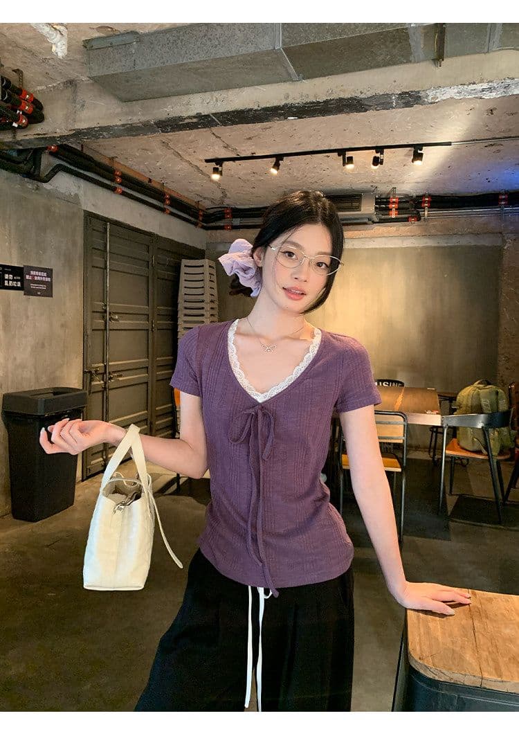 송 긍정적 인 En 보라색 V넥 레이스 스트랩 반팔 티셔츠 여성 여름 한 부서 몸매 가꾸기 슬림해 보이는 긍정적 인 어깨 다용도 작은 맨위 상세 이미지 6