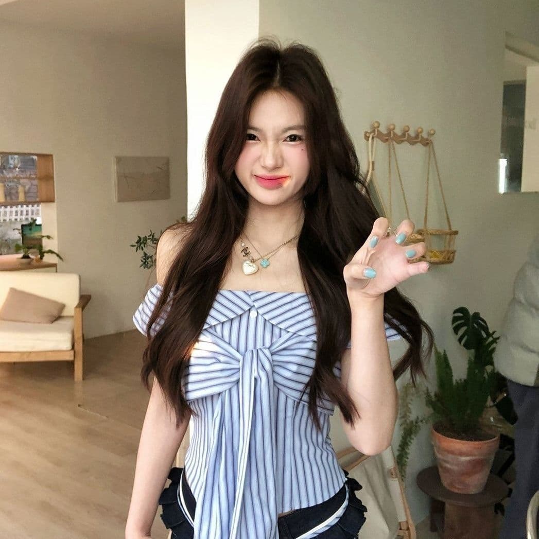 원본 것 순수한 욕망 달콤한 핫걸 오프숄더 파란색 스트라이프 여성 셔츠 디자인 스트랩 몸매 가꾸기 맨위 상세 이미지 6
