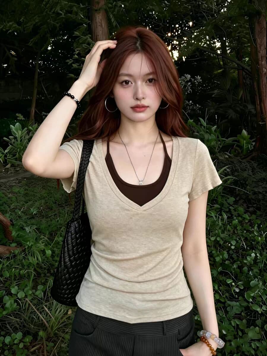 광저우 원단 눈꽃 면 삽입 색상 사람들 면 260 그램 한 부서 착용 가져 가라. 페이크 레이어드 V넥 반팔 여성 상세 이미지 3