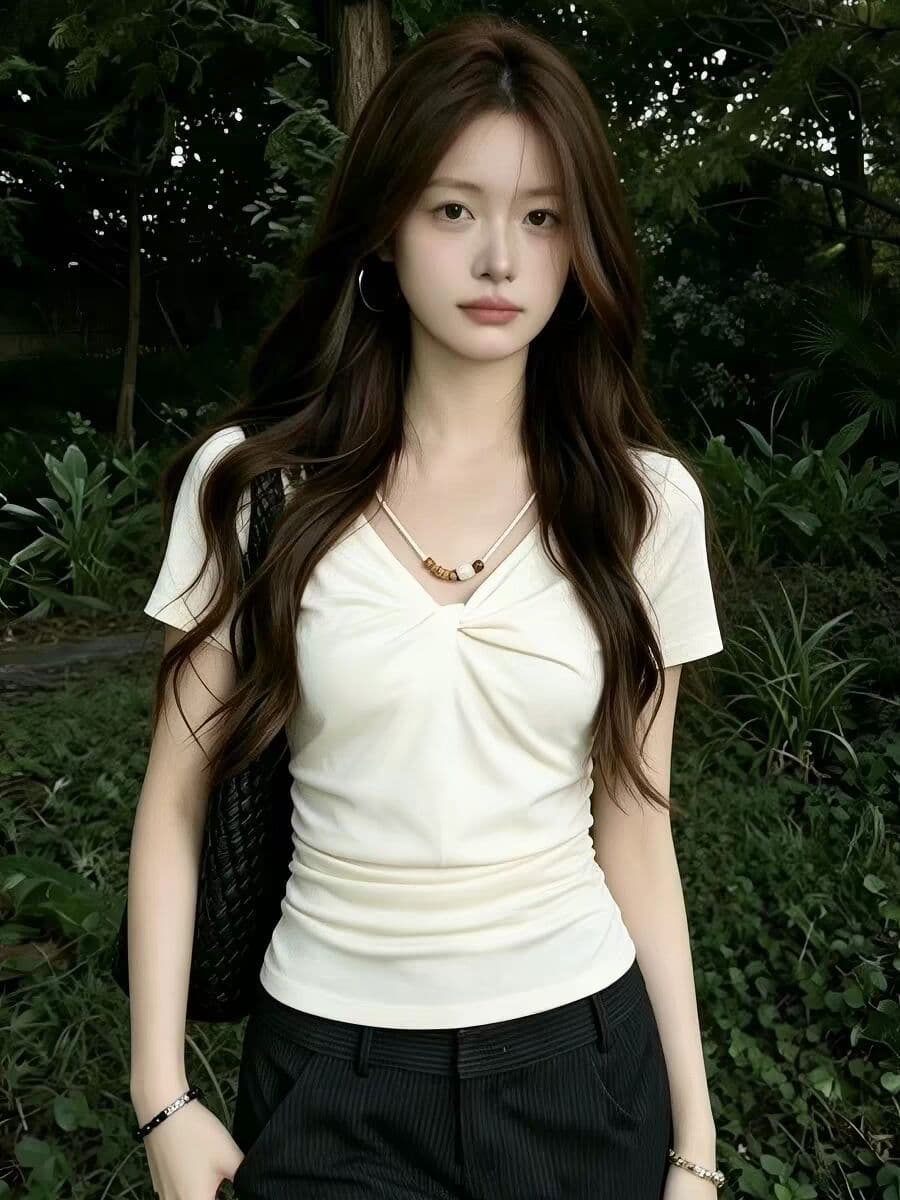 1 1 인 면 260 그램 한 부서 비즈 V넥 비틀림 디자인 센스 작은 대중 연령 감소 반팔 티셔츠 여성 상세 이미지 3