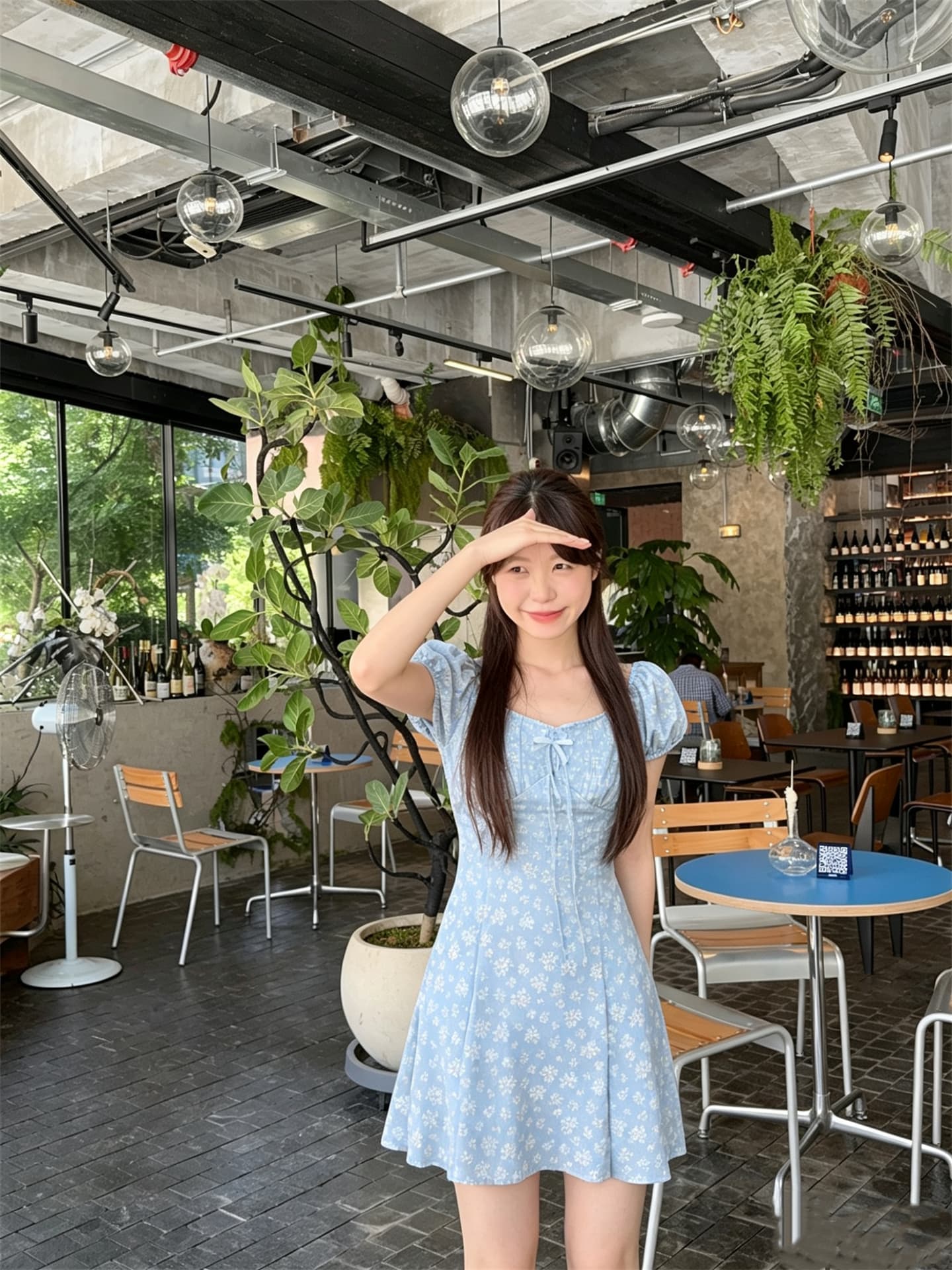 실사 대 물품 달콤함 파란색 작은 꽃무늬 V넥 거품 소매 허리 수축 드레스 상세 이미지 6