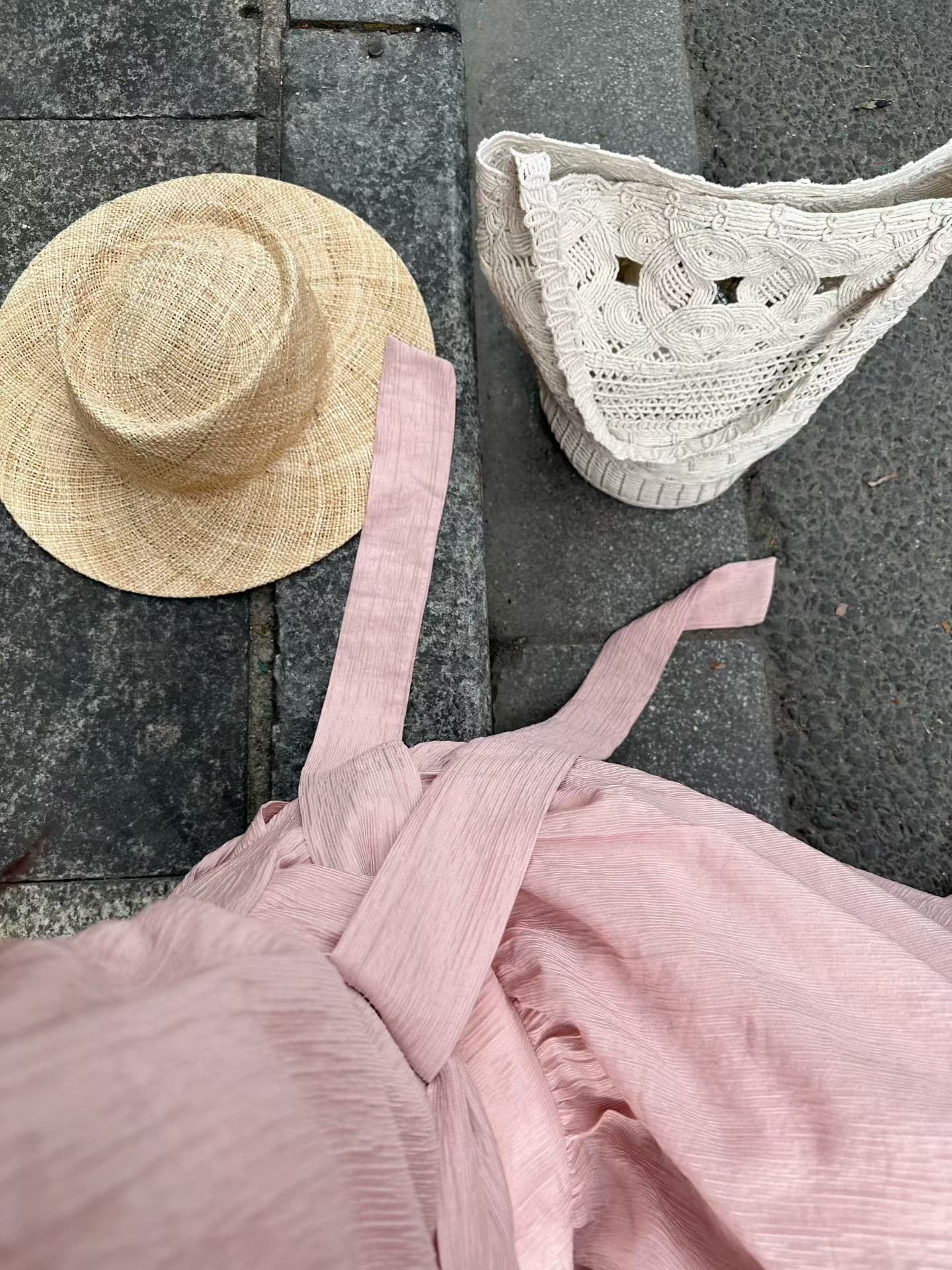 실사 정가 품격 부드러운 바람 달콤함 디자인 센스 측면 허리 레이스업 민소매 라운드 넥 조끼 원피스 이미지 4