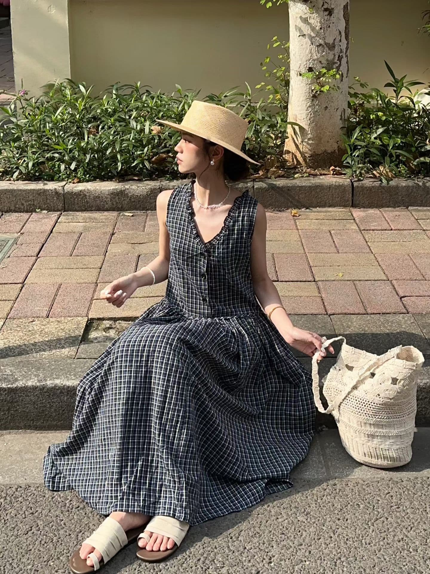 실사 정가 느긋한 달콤함 휴가 바람 V넥 디자인 센스 싱글 줄 버튼 루즈핏 체크무늬 조끼 원피스 이미지 2