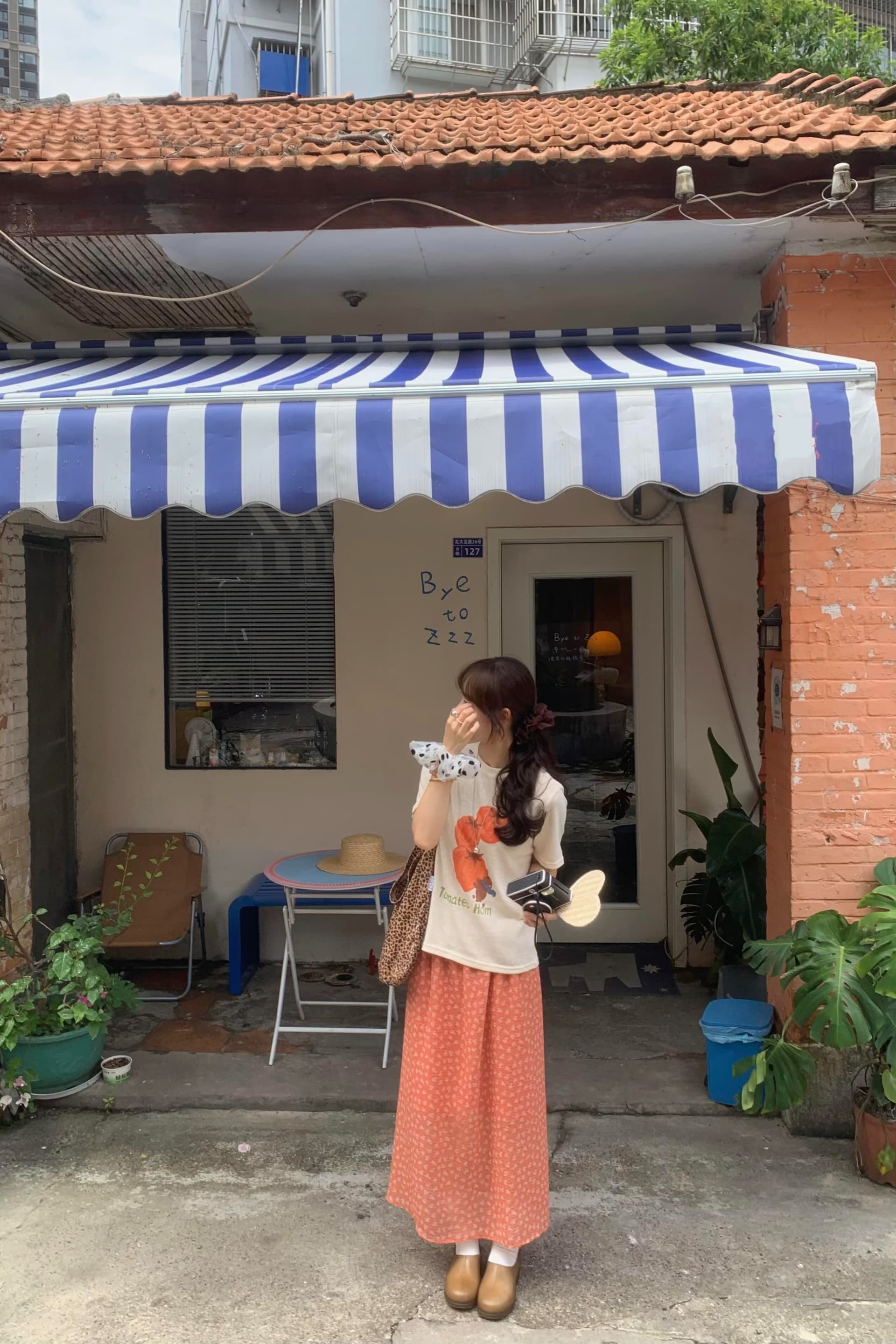 실사 대 물품 달콤함 소녀 만화 프린트 반팔 맨위 작은 꽃무늬 한 마디 반신 스커트 이미지 5