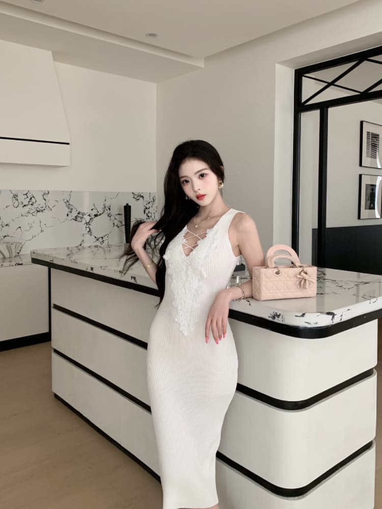 레이스 조각 V넥 긴팔 니트 여성 드레스 봄 인사이드 가져 가라. 치마 순수한 욕망 바람 몸매 가꾸기 치마 타이트 스커트 미니 스커트 상세 이미지 15
