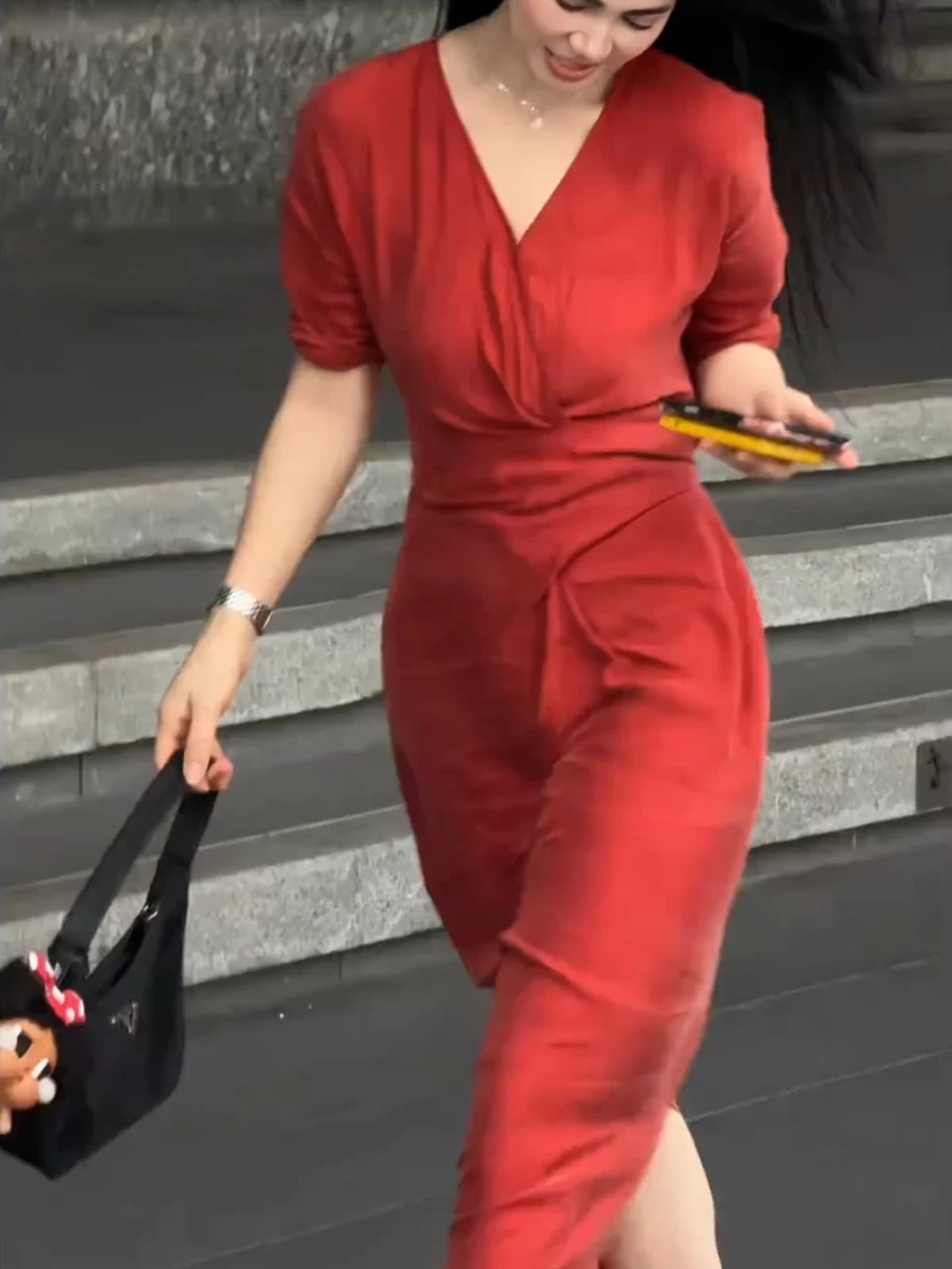 항구 바람 고급 센스 빛 럭셔리 롱 스커트 여성 2026 여름 새로운 레트로 분위기 센스 디스플레이 화이트 허리 수축 외국 가스 드레스 상세 이미지 6