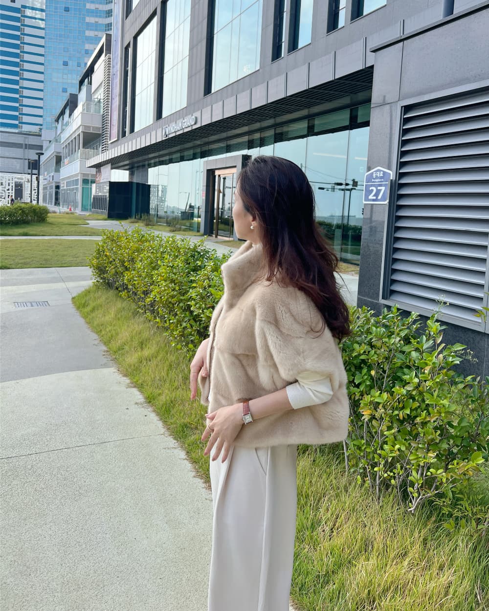 환경 보호 모피 모피 베스트 우아함 조끼 재킷 한국 동대문 chic 루즈핏 빅 사이즈 대외 무역 여성 상세 이미지 22