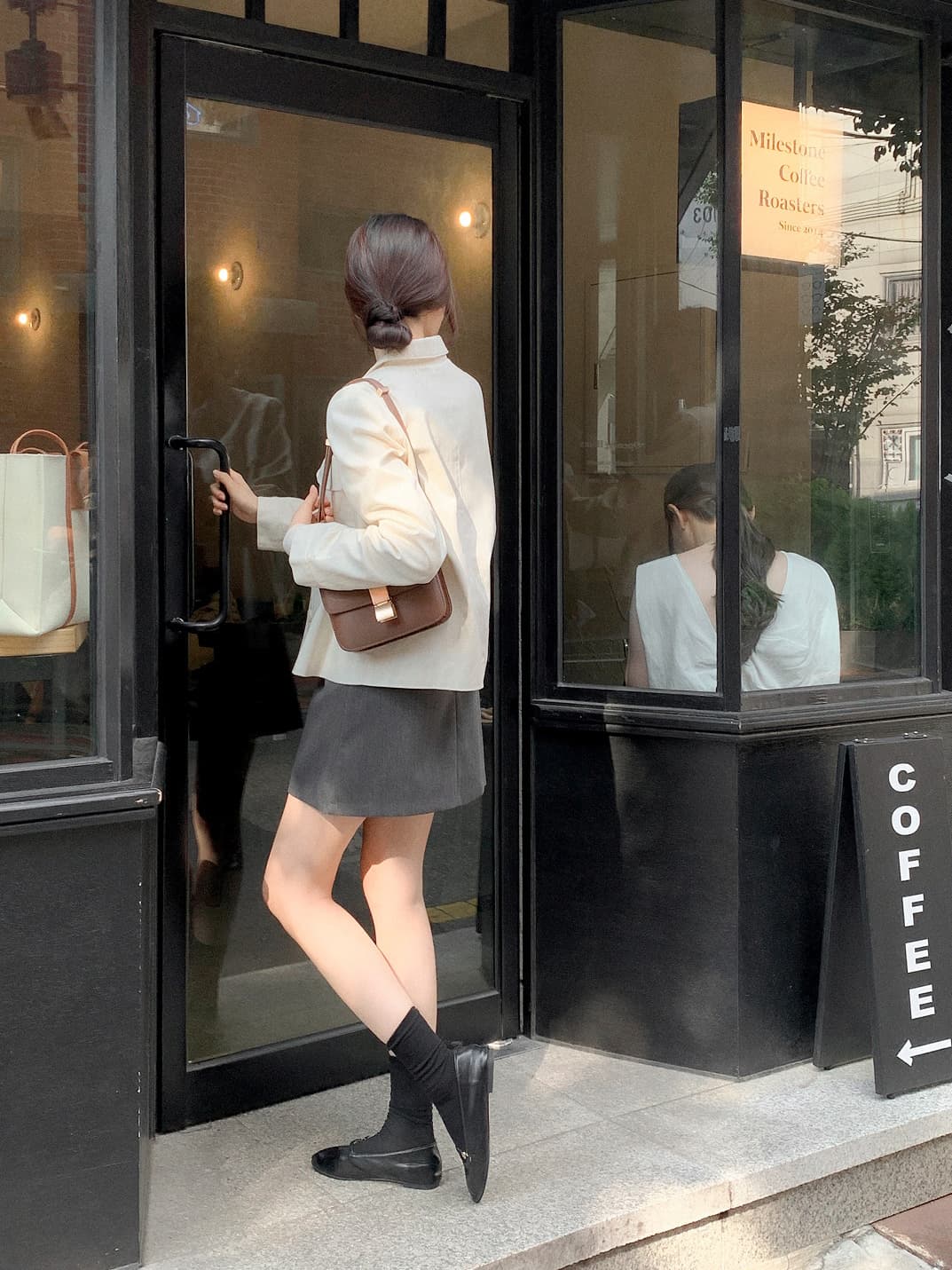 미니멀리즘 캐주얼 단색 워크웨어 짧은 외투 한국 스타일 chic 봄 가을 새로운 폴로 칼라 재킷 맨위 여성 상세 이미지 4