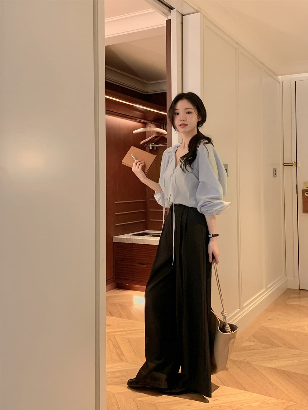 프릴 레이스업 긴팔 쉬폰 블라우스 셔츠 한국 스타일 chic 단색 루즈핏 패션 다용도 상세 이미지 17