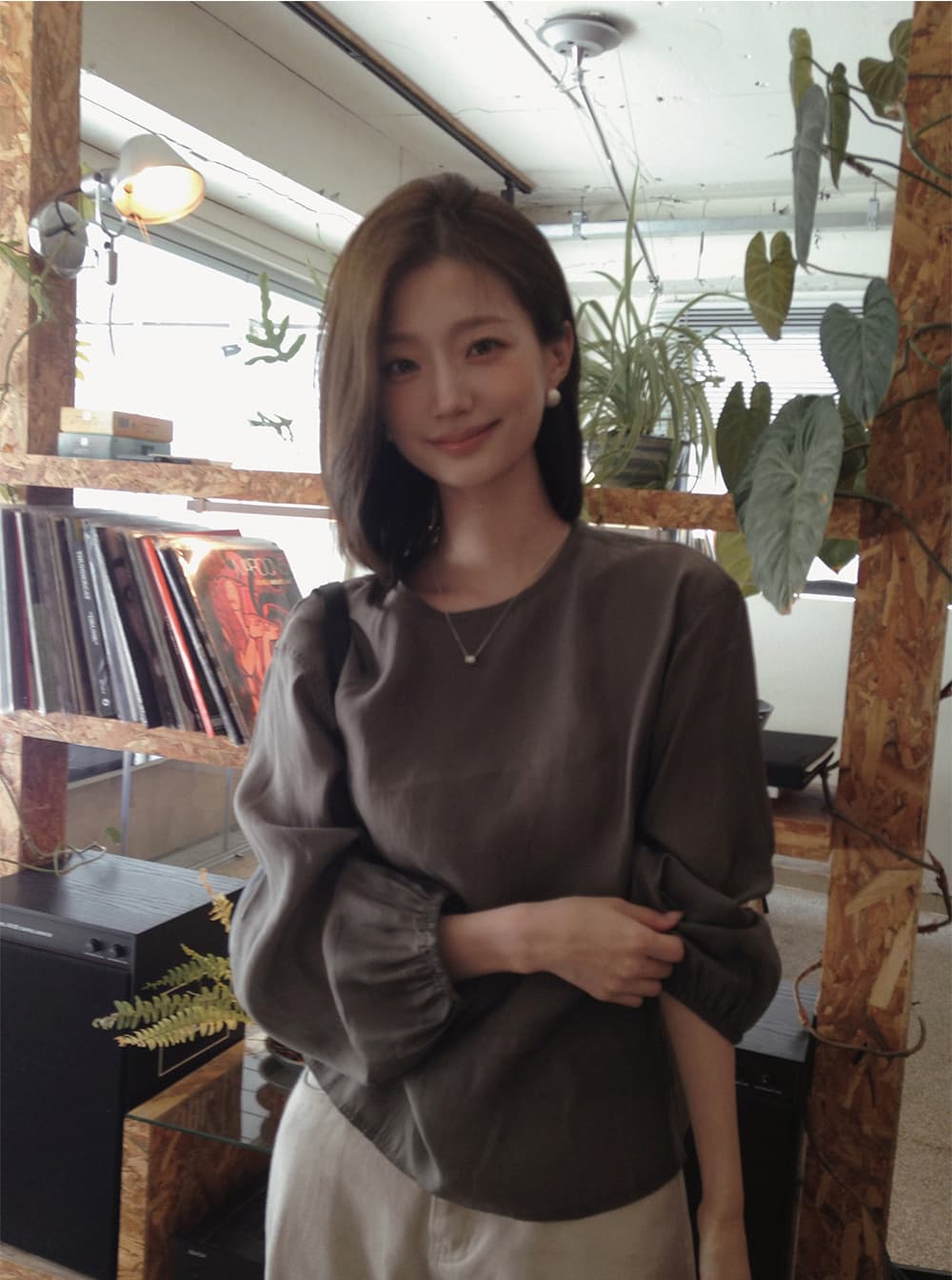한 부서 빛 요리 한 레트로 색상 시스템 미니멀리즘 긴팔 풀오버 셔츠 도시 출퇴근 상세 이미지 4