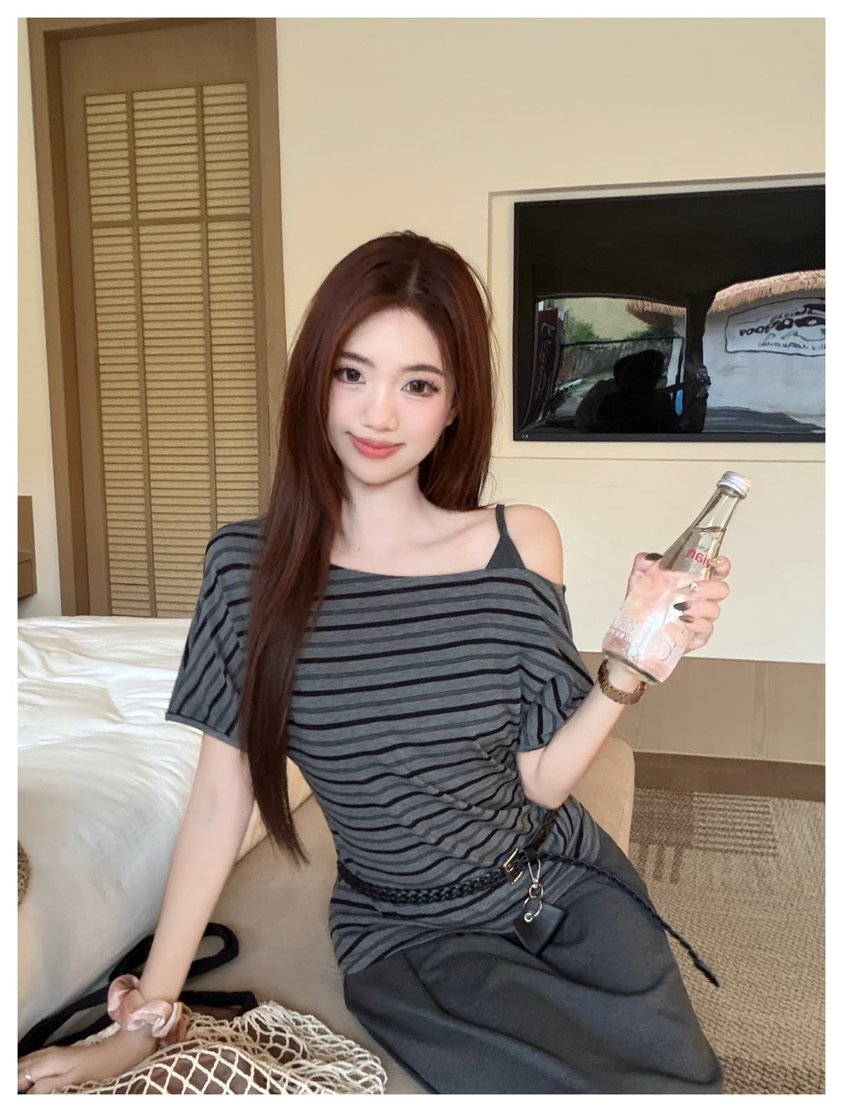 실사 2026 여름 새로운 비스듬한 어깨 오프숄더 맨위 스트라이프 티셔츠 몸매 가꾸기 반팔 회색 t 빅 사이즈 투피스 세트 상세 이미지 20