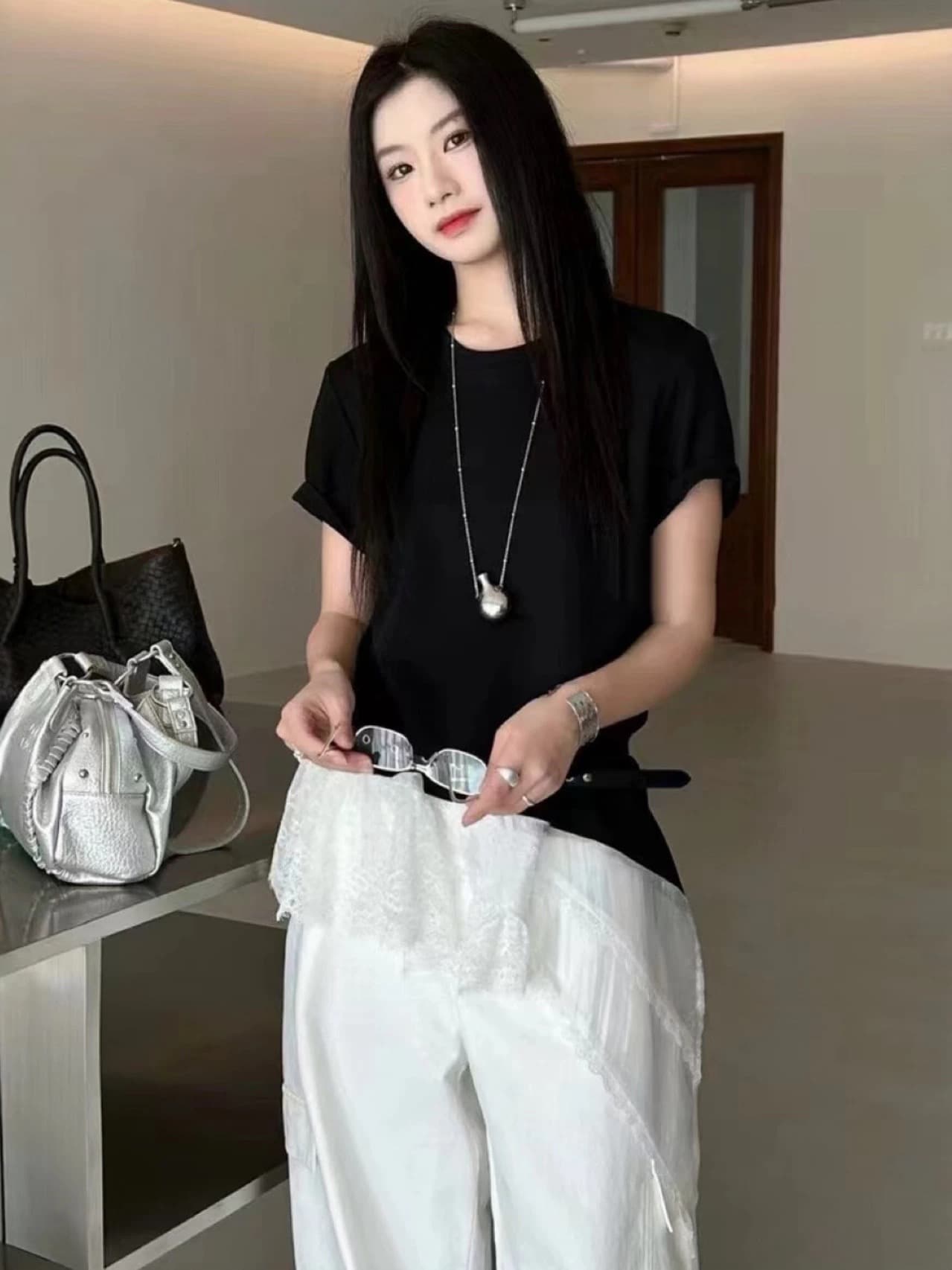 한국 스타일 패션 출퇴근 바람이 아닙니다. 규칙 레이스 레이스 패치워크 반팔 티셔츠 여성 몸매 가꾸기 슬림해 보이는 품격 맨위 트렌디 이미지 3