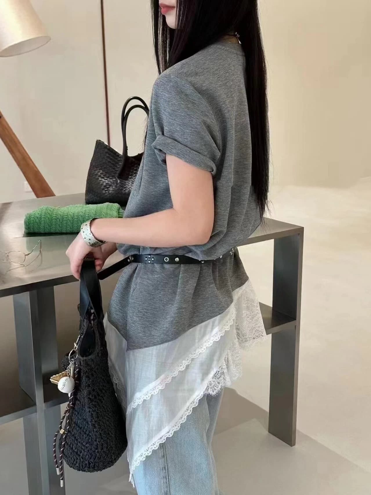 한국 스타일 패션 출퇴근 바람이 아닙니다. 규칙 레이스 레이스 패치워크 반팔 티셔츠 여성 몸매 가꾸기 슬림해 보이는 품격 맨위 트렌디 이미지 5