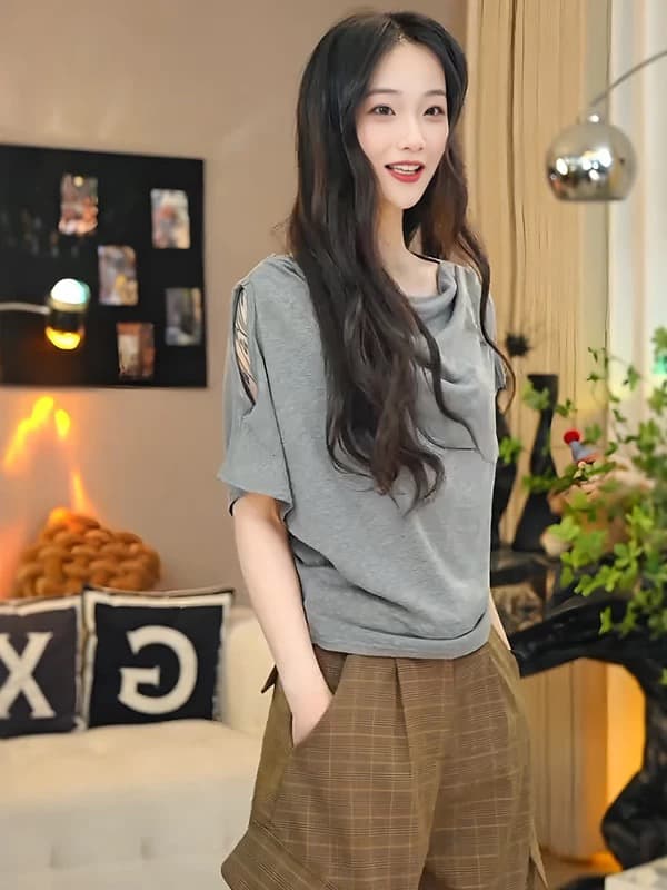 디자인 센스 비스듬한 어깨 오프숄더 반팔 티셔츠 여성 여름 새로운 작은 대중 패션 다용도 슬림해 보이는 캐주얼 루즈핏 맨위 이미지 3