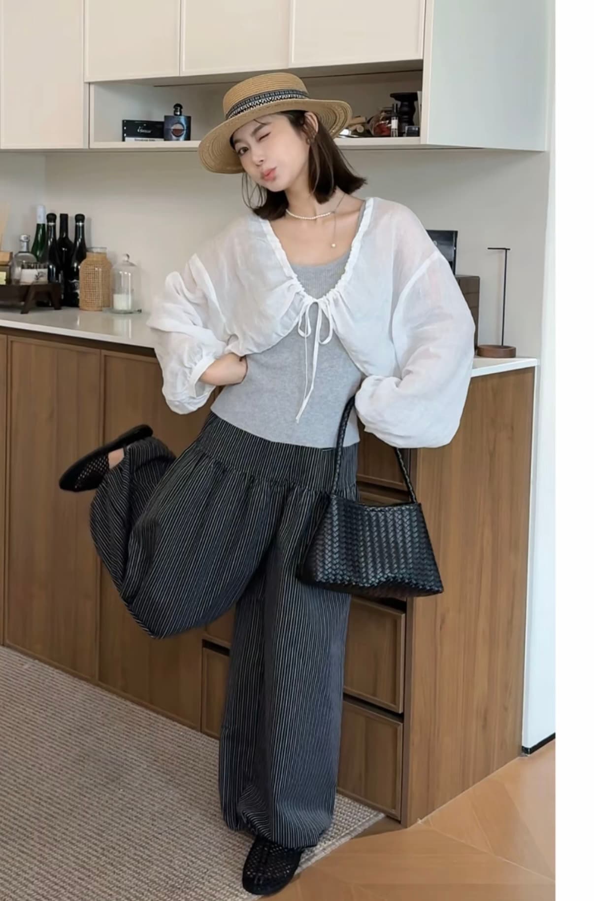 부드러운 바람 레이스업 2026 봄 새로운 한국 스타일 다용도 긴팔 얇은 스타일 라미 품격 두 조각 여성 세트 상세 이미지 2