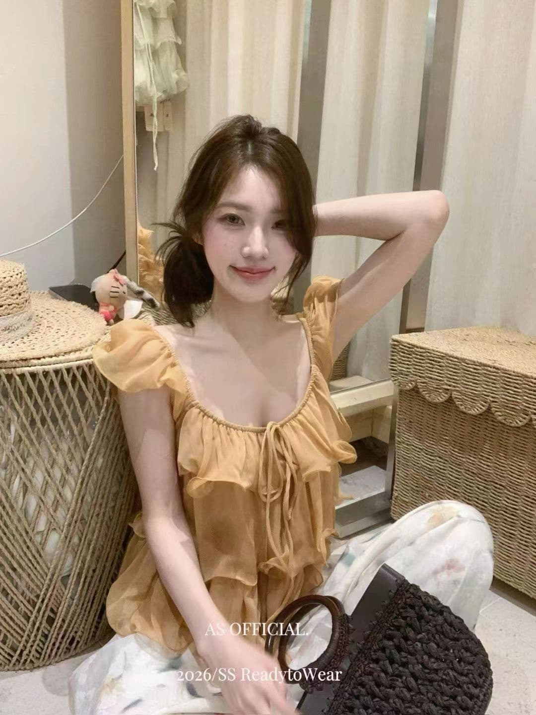 부드러운 달콤한 스타일 u 칼라 프릴 여성 셔츠 프랑스식 순수한 욕망 품격 루즈핏 슬림해 보이는 다용도 작은 날다 소매 맨위 상세 이미지 3