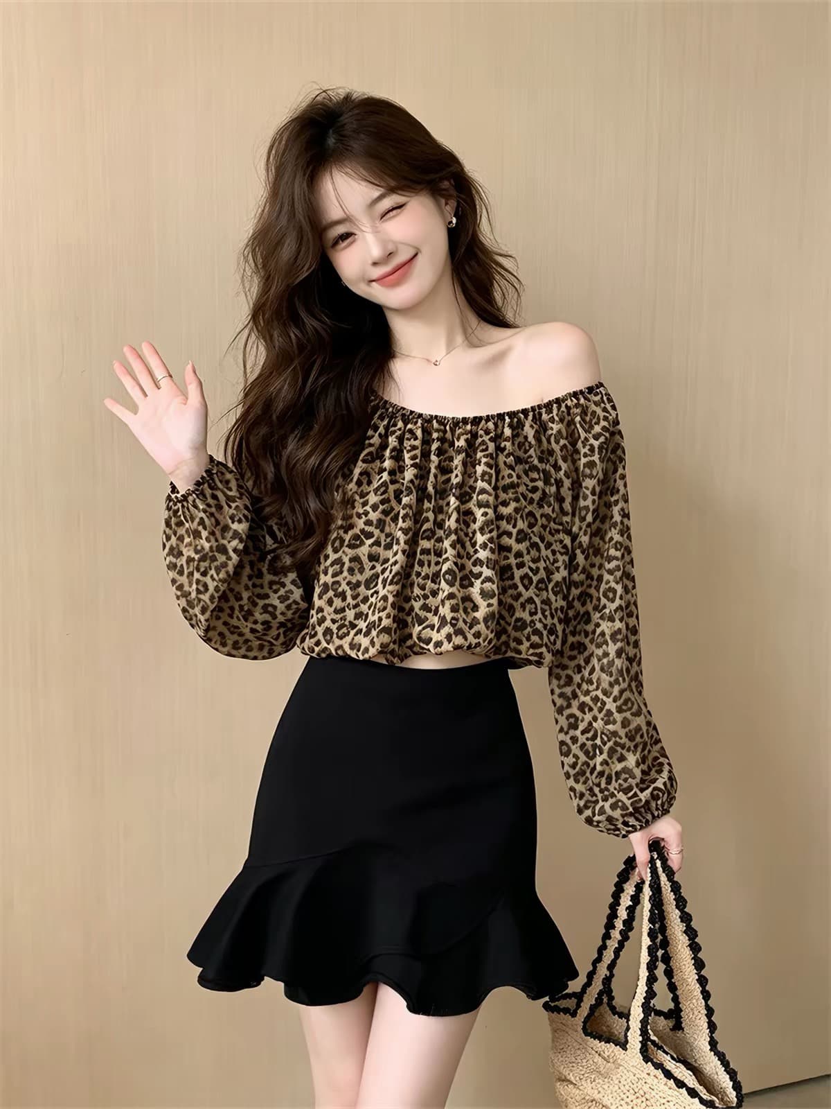 프랑스식 레트로 레오파드 무늬 오프숄더 긴팔 시폰 셔츠 여성 순수한 욕망 바람 섹시함 핫걸 쇼트 스타일 오프숄더 셔츠 맨위