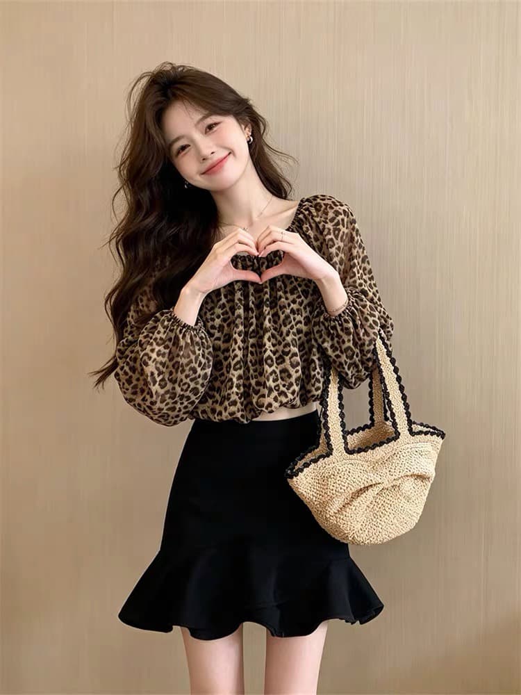 프랑스식 레트로 레오파드 무늬 오프숄더 긴팔 시폰 셔츠 여성 순수한 욕망 바람 섹시함 핫걸 쇼트 스타일 오프숄더 셔츠 맨위 상세 이미지 4