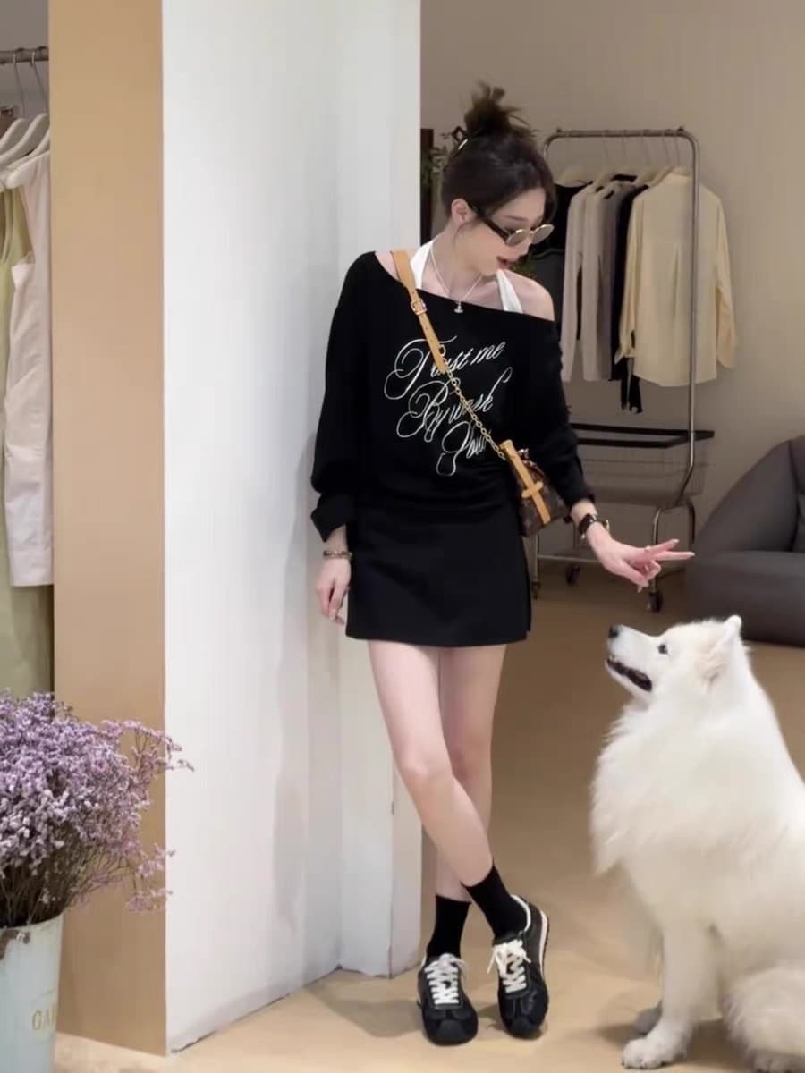 2025 이른 가을 새로운 한 부서 루즈핏 트렌디 아메리칸 레트로 핫걸 행침 목 오프숄더 배색 긴팔 티셔츠 맨위 여성 상세 이미지 2