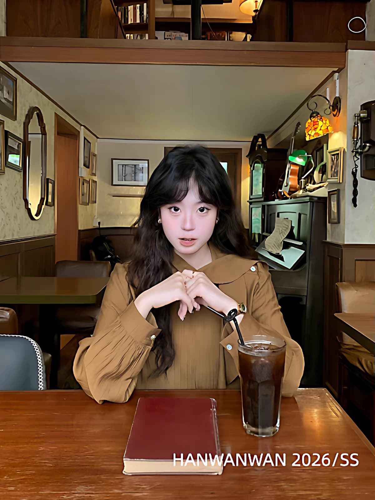 프랑스식 레트로 프릴 리본 여성 셔츠 봄 여름 디자인 센스 나비 매듭 루즈핏 긴팔 품격 커피 색상 맨위 상세 이미지 4