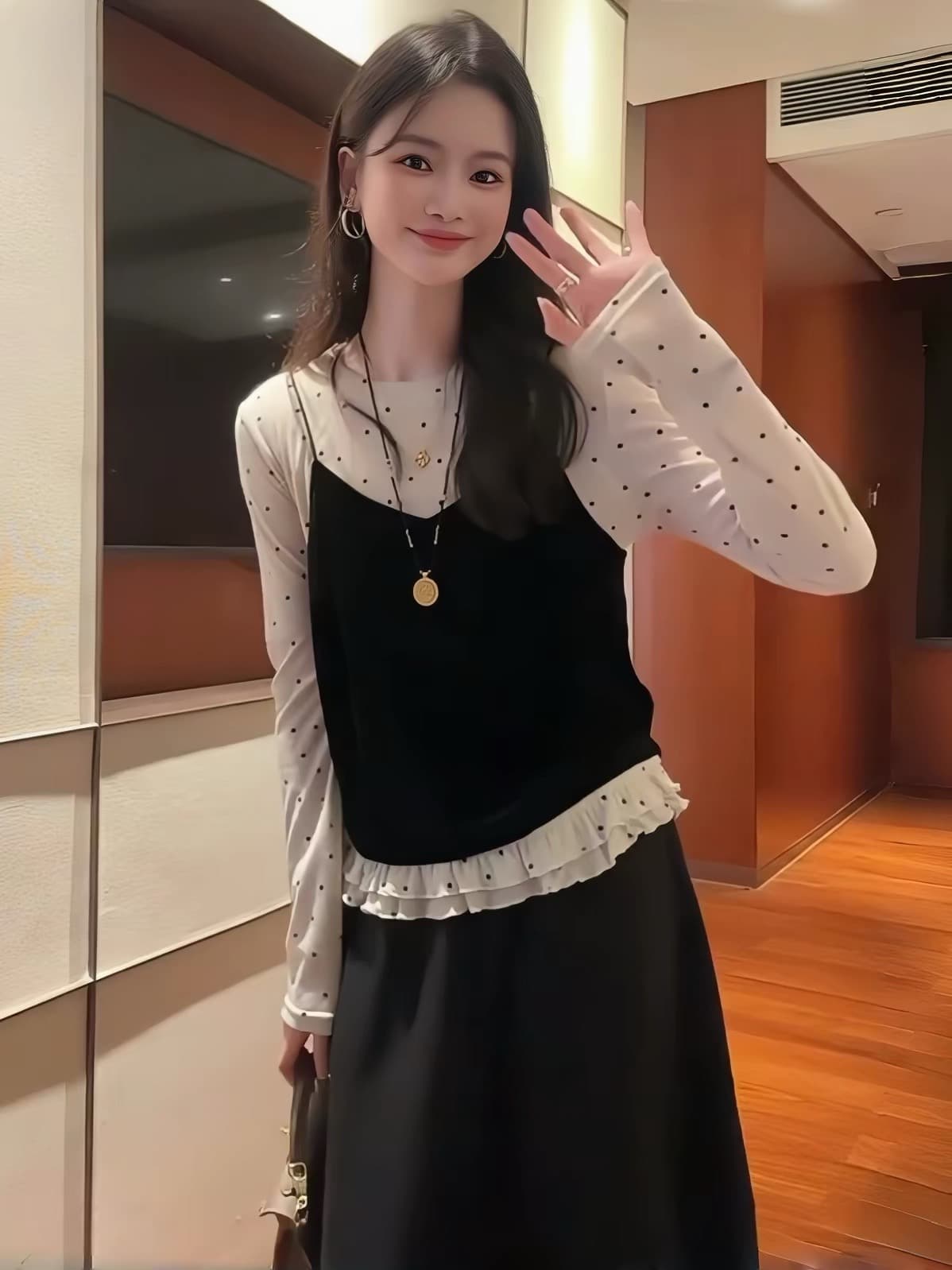 자이언트 잘 생긴 가을 세트 한 부서 패션 연령 감소 벨벳 슬립 도트 무늬 레이스 긴팔 만나는 맨위 투피스 세트 이미지 3