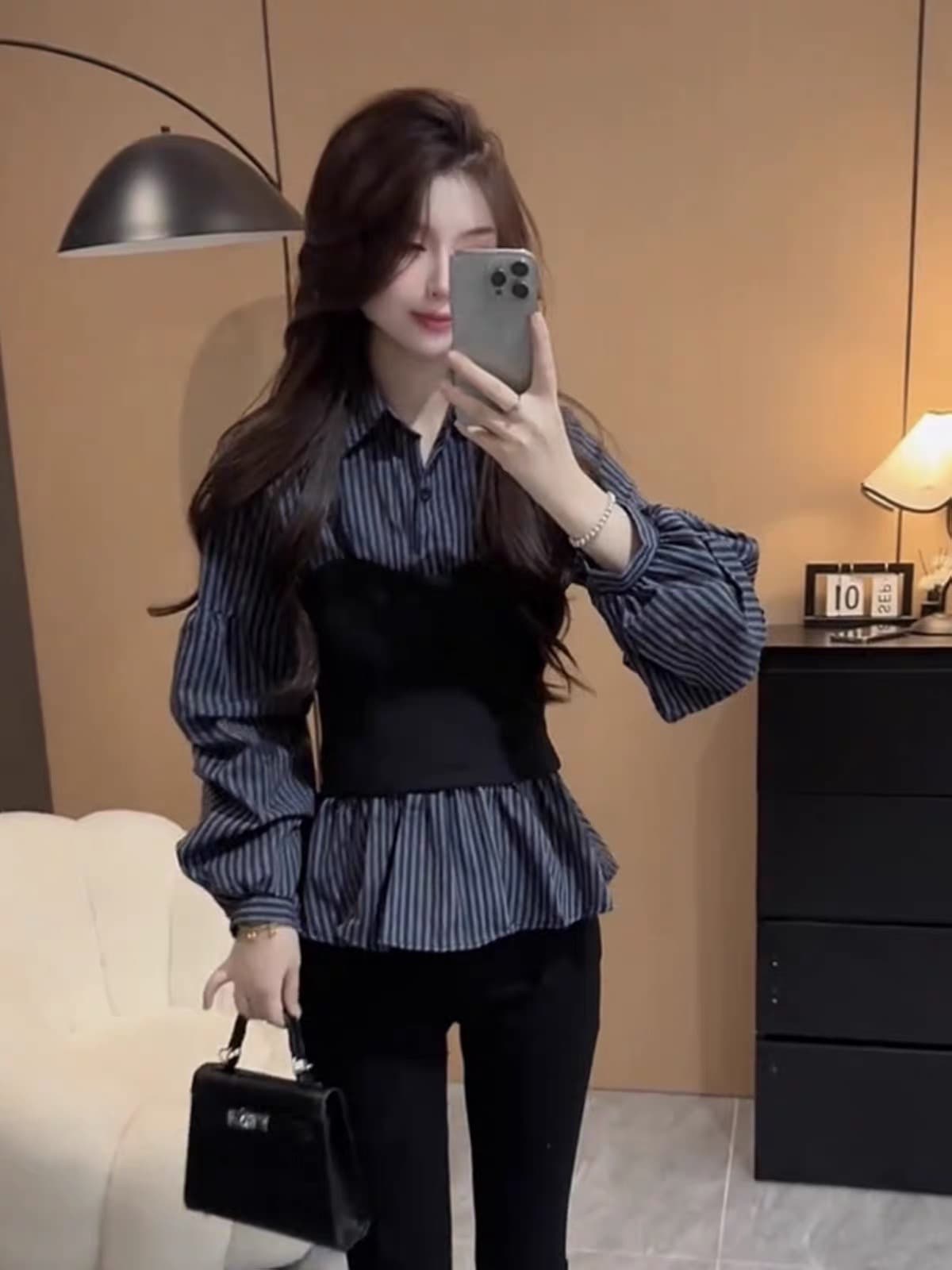 한국 스타일 스트라이프 페이크 레이어드 디자인 센스 여성 셔츠 2025 가을 새로운 슈퍼 잘 생긴 슬림해 보이는 다용도 외국 가스 맨위 이미지 4