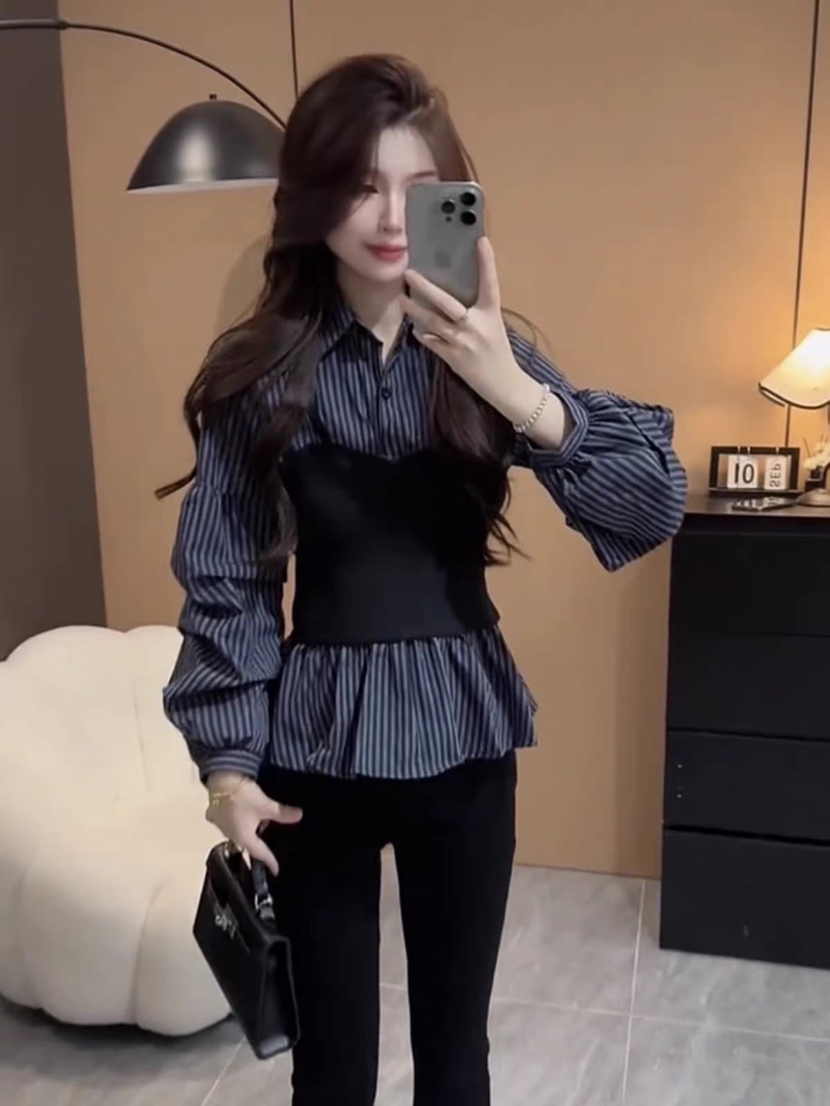 한국 스타일 스트라이프 페이크 레이어드 디자인 센스 여성 셔츠 2025 가을 새로운 슈퍼 잘 생긴 슬림해 보이는 다용도 외국 가스 맨위 상세 이미지 3
