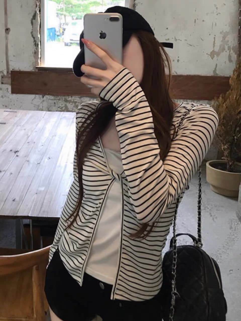 한 부서 이른 가을 스트라이프 비틀림 패치워크 페이크 레이어드 맨위 여성 가을 새로운 긴팔 티셔츠 디자인 센스 작은 대중 상세 이미지 5