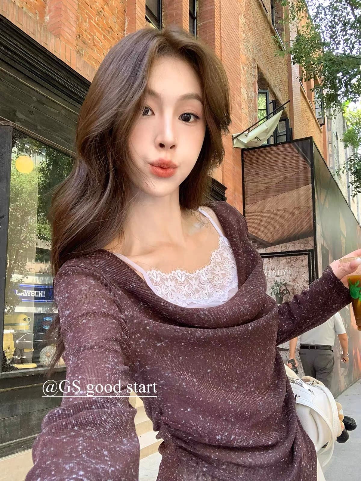 광저우 열세 개 가을 켜기 새로운 한 부서 품격 작은 여자 홀치기 염색 배색 페이크 레이어드 작은 셔츠 이미지 4