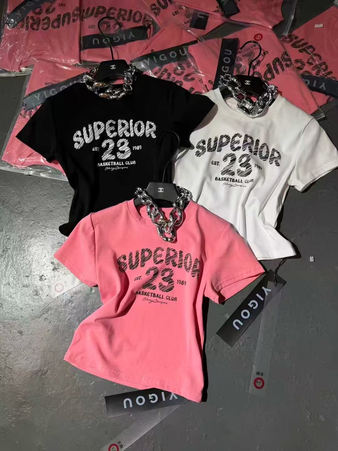 차가운 핫걸 3 차원 프린트 23 한 부서 ootd2026 봄 아모이 ins 트렌디 chic 쇼트 스타일 이슬 허리 티셔츠 패션 이미지 4