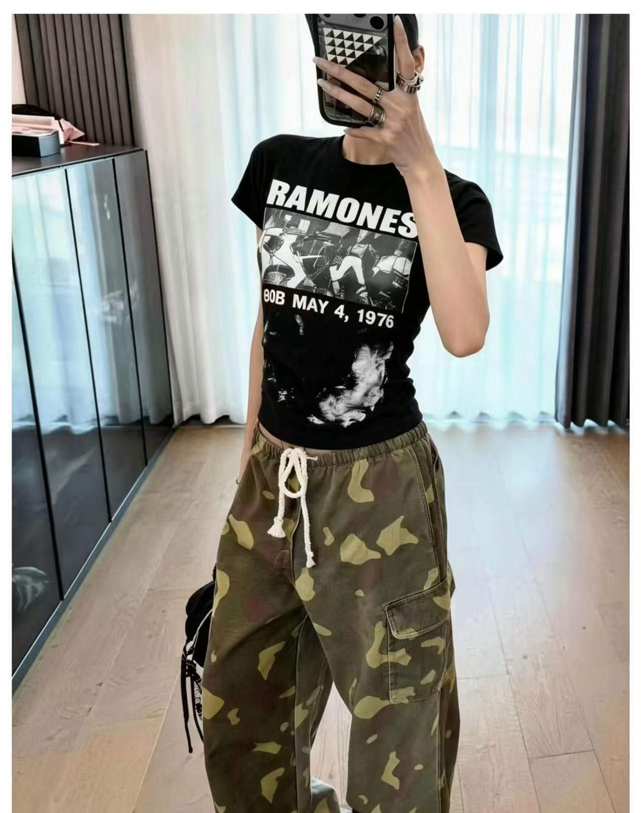 차가운 핫걸 프린트 헤일로 염색 프린트 사탕 색상 2026 봄 아모이 ins 트렌디 한일 ootd 록 다크 짧은 t 바람의 소리 상세 이미지 9
