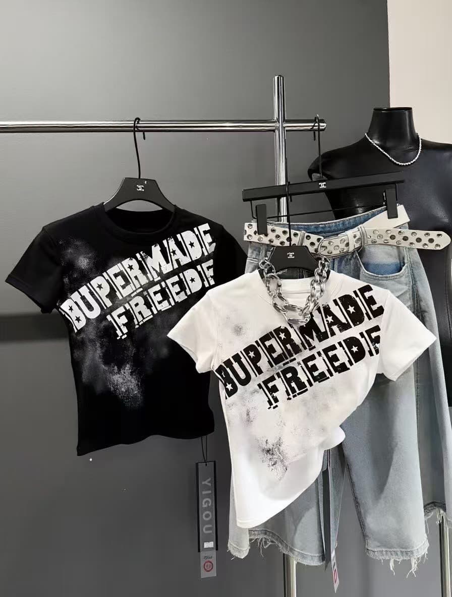 차가운 핫걸 프린트 록 다크 펑크 2026 아모이 ins 트렌디 짧은 t 한일 ootd 아메리칸 스트리트 패션 바람의 소리 상세 이미지 4