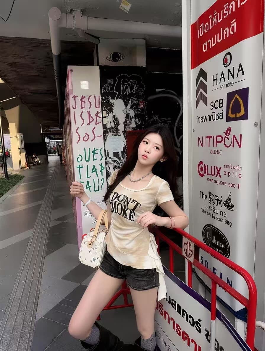 헤일로 염색 불규칙 개성 프릴 디자인 센스 2026 봄 아모이 ins 트렌디 한일 ootd 소녀 연령 감소 티셔츠 상세 이미지 8