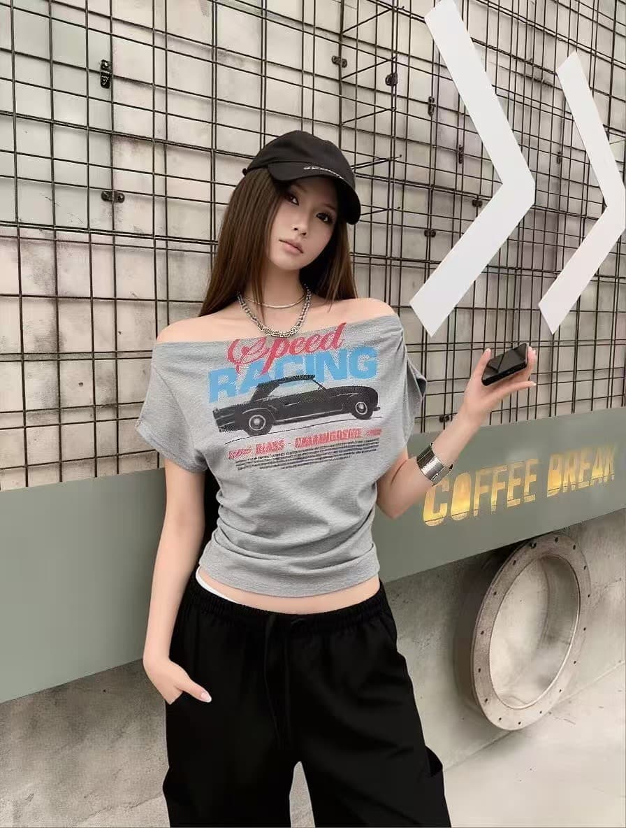 아메리칸 레트로 레이싱 프린트 ins 오프숄더 티셔츠 루즈핏 오프숄더 차가운 핫걸 2026 새로운 슬림해 보이는 한일 ootd 상세 이미지 2