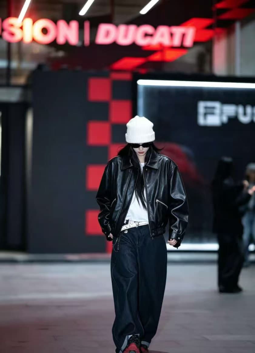 차가운 핫걸 PU 가죽 외투 오토바이 여성 2026 가을 겨울 새로운 한일 ootd 패션 in 트렌디 펑크 다크 록 상세 이미지 4