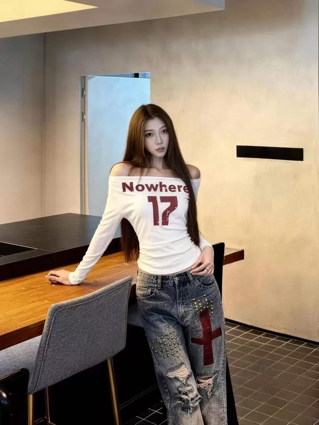 차가운 핫걸 보트넥 오프숄더 17 번호 알파벳 프린트 허리 순면 티셔츠 2026 가을 겨울 새로운 ins 트렌디 패션 바람의 소리 상세 이미지 13