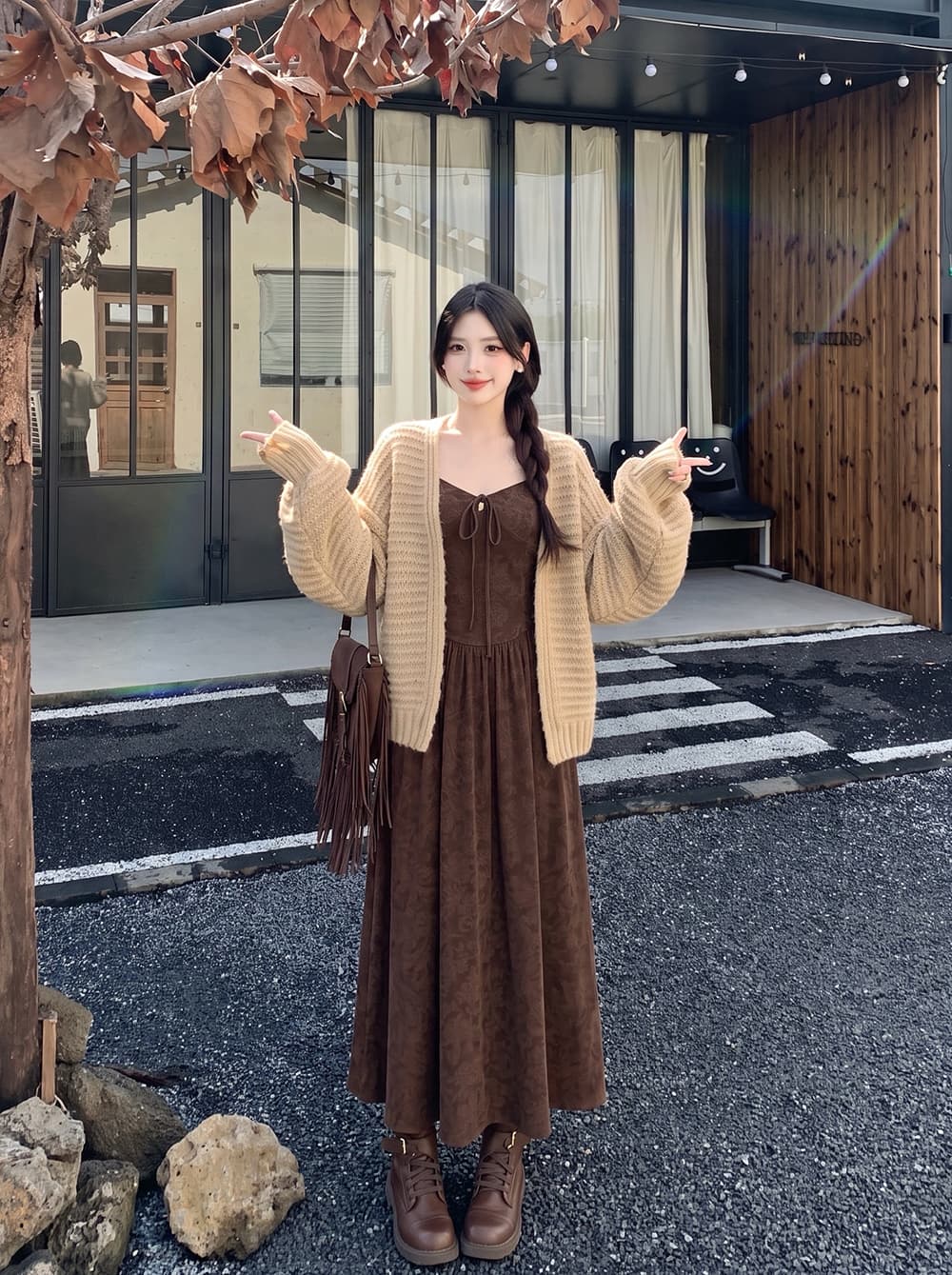 실사 빅 사이즈 가을 의상 커피 색상 V넥 레이스업 허리 수축 롱 스커트 어둠 곡물 자카드 슬립 드레스 스웨터 카디건 코트 상세 이미지 11