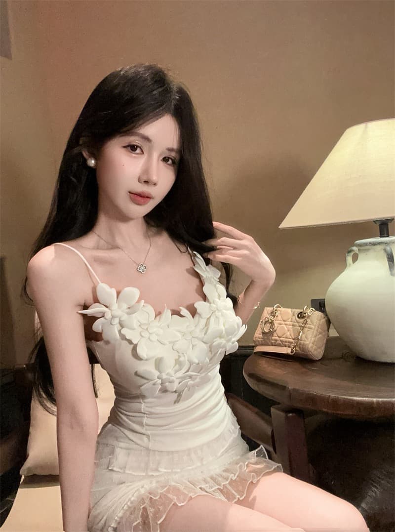 실사 프랑스식 순수한 욕망 섹시함 3 차원 꽃 캐미솔 외출용 인사이드 가져 가라. 몸매 가꾸기 핫걸 켜기 상세 이미지 1