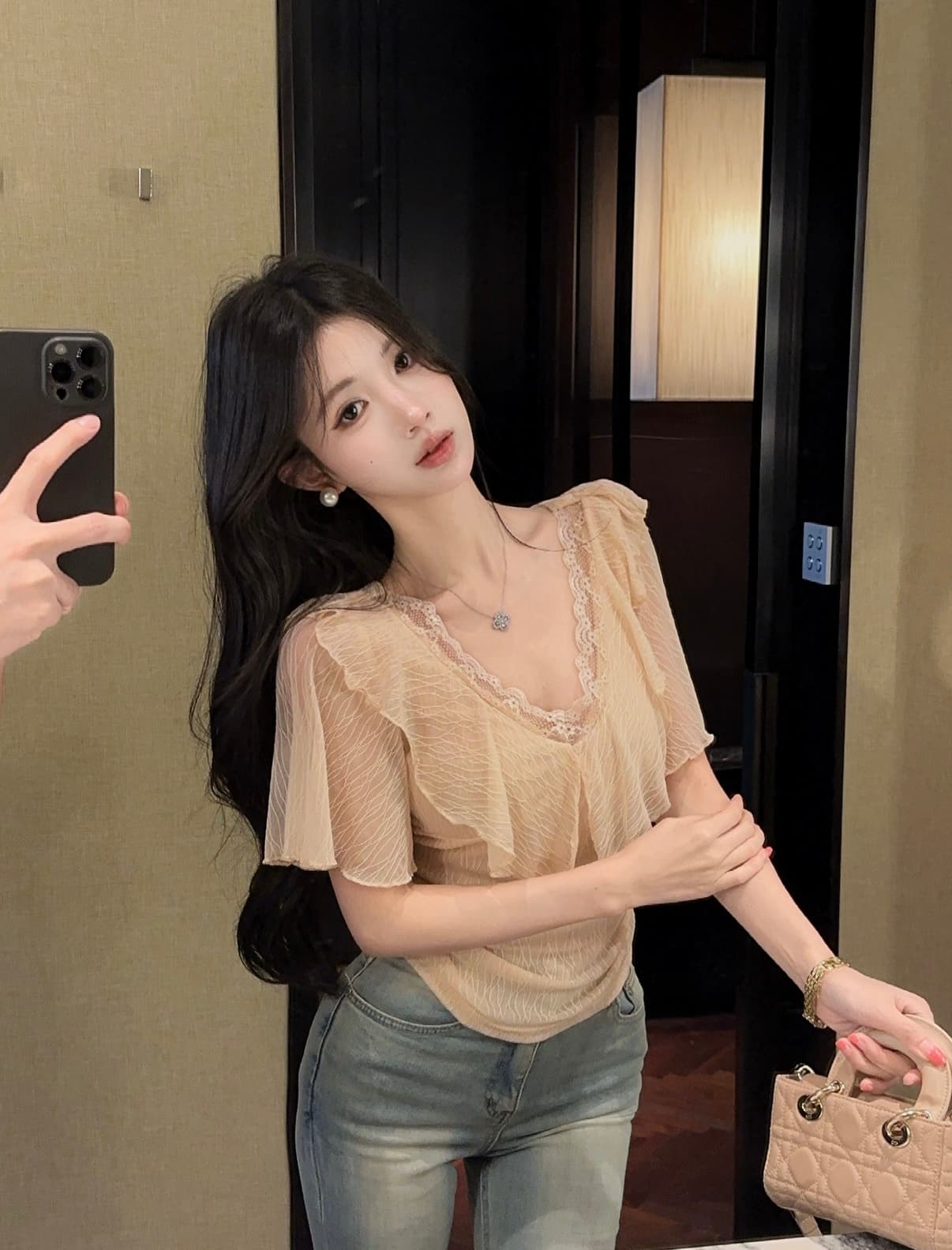 실사 우아함 부서 빛 연 주간 접시 프릴 레이스 V넥 작은 셔츠 상세 이미지 4
